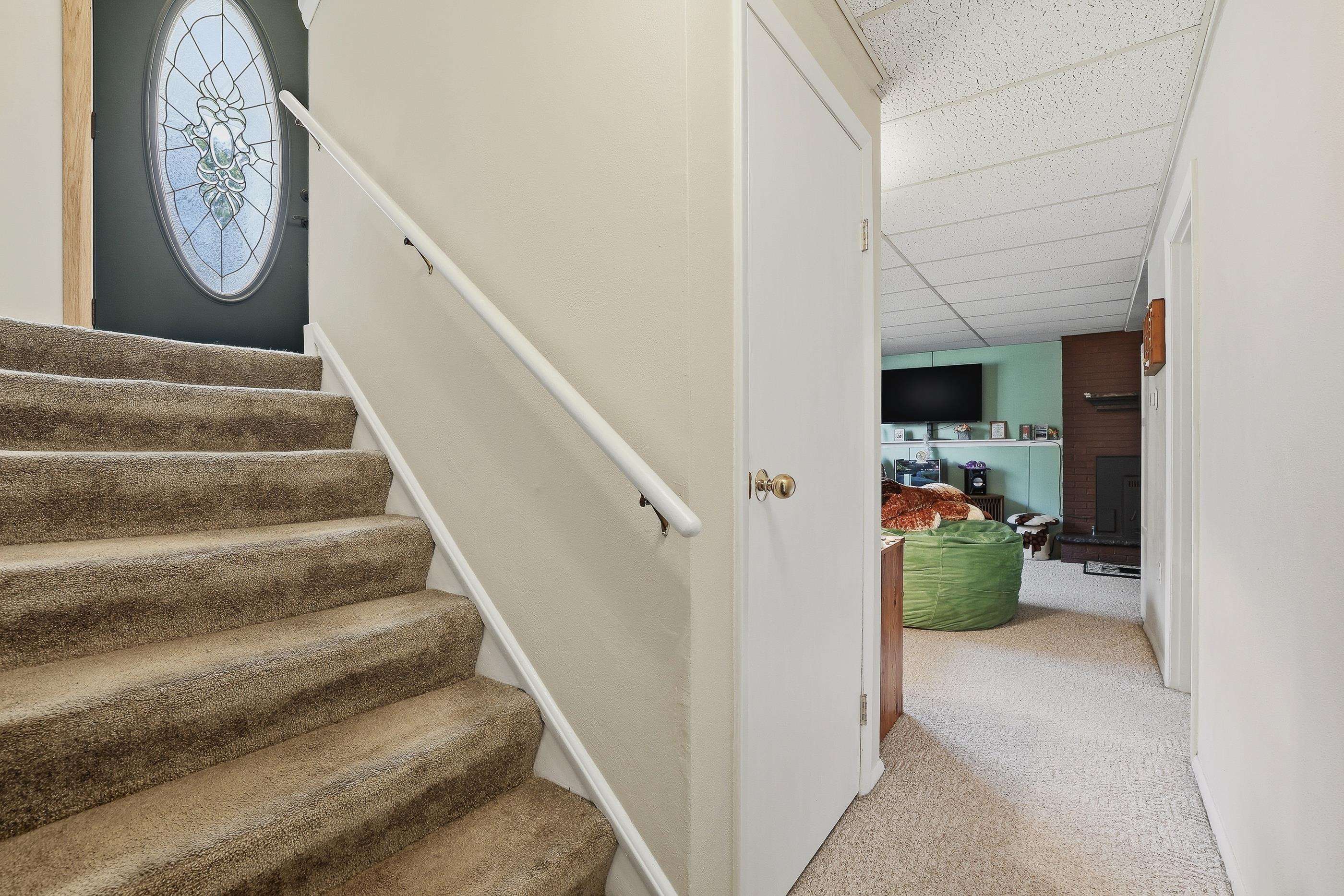 1561 OJIBWA LANE, Plover, Wisconsin 54467, 4 Bedrooms Bedrooms, ,2 BathroomsBathrooms,Residential,For Sale,1561 OJIBWA LANE,22601442