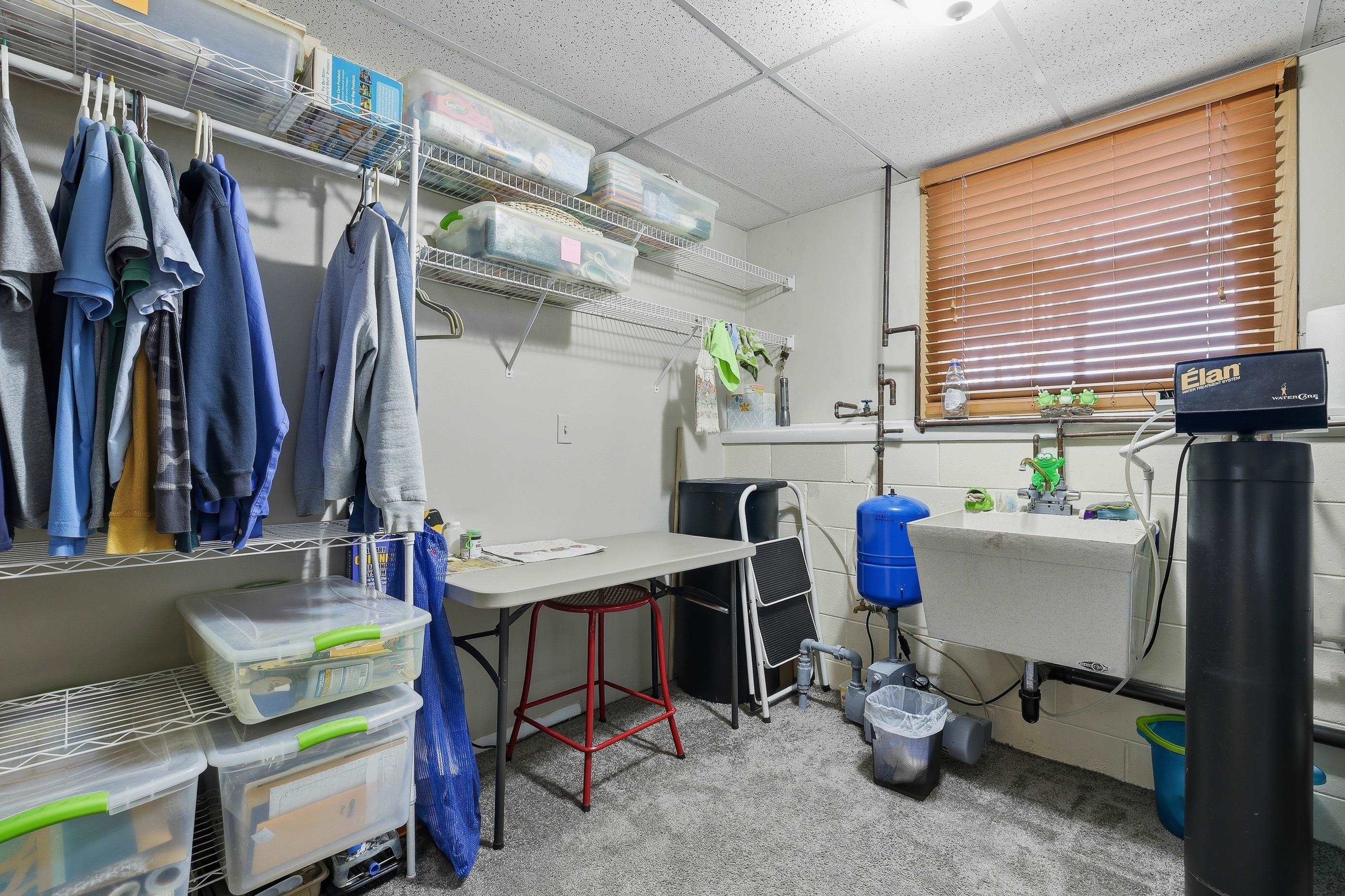 1561 OJIBWA LANE, Plover, Wisconsin 54467, 4 Bedrooms Bedrooms, ,2 BathroomsBathrooms,Residential,For Sale,1561 OJIBWA LANE,22601442