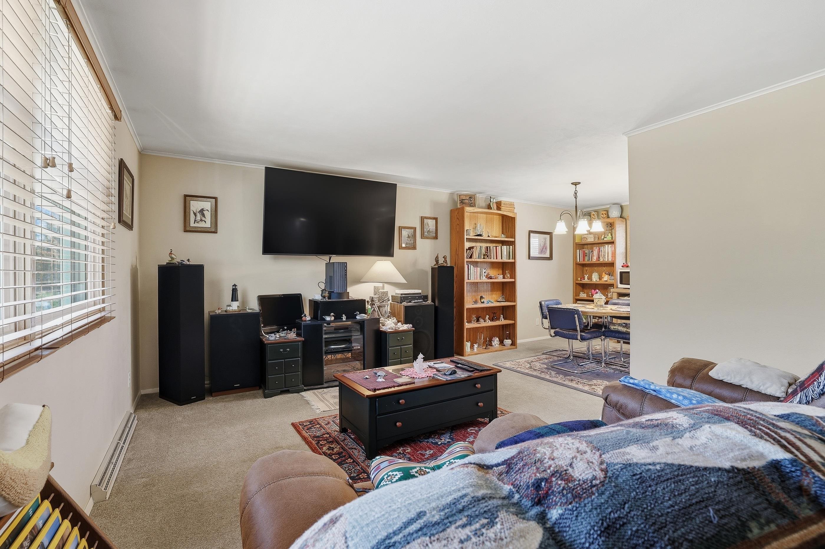 1561 OJIBWA LANE, Plover, Wisconsin 54467, 4 Bedrooms Bedrooms, ,2 BathroomsBathrooms,Residential,For Sale,1561 OJIBWA LANE,22601442