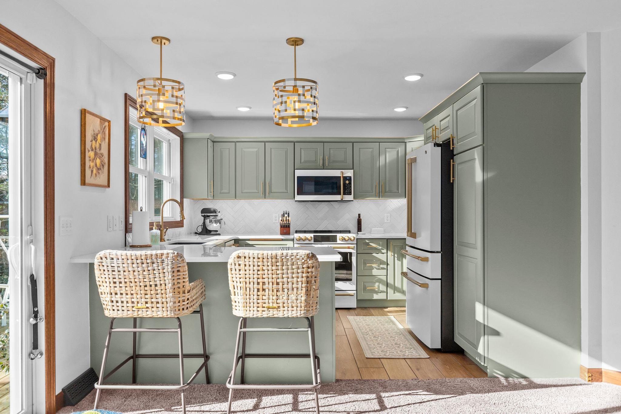 1350 CRIMSON COURT, Plover, Wisconsin 54467, 4 Bedrooms Bedrooms, ,2 BathroomsBathrooms,Residential,For Sale,1350 CRIMSON COURT,22601443