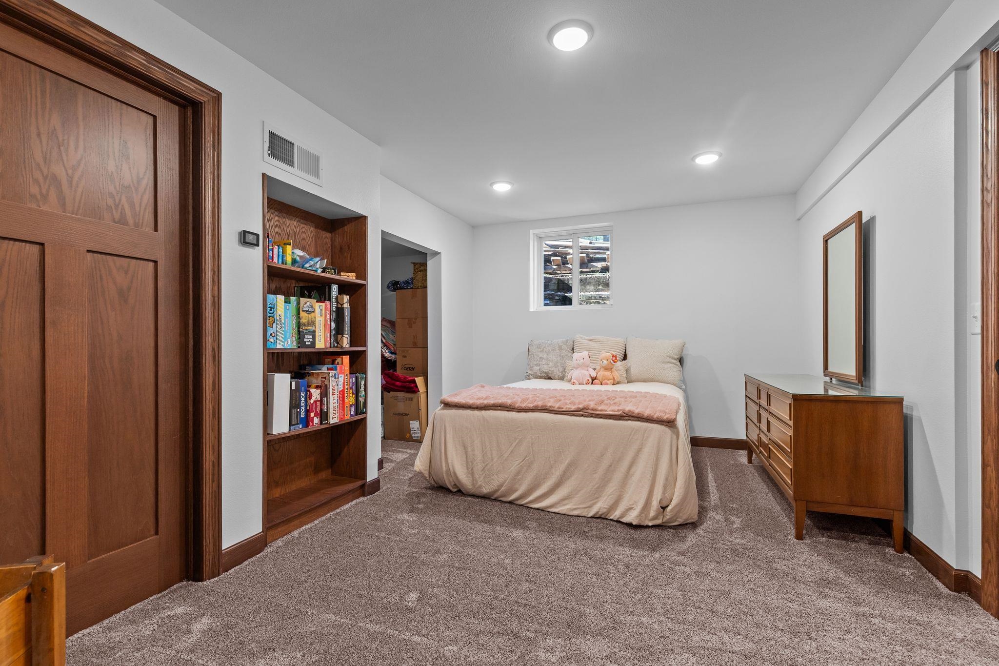 1350 CRIMSON COURT, Plover, Wisconsin 54467, 4 Bedrooms Bedrooms, ,2 BathroomsBathrooms,Residential,For Sale,1350 CRIMSON COURT,22601443