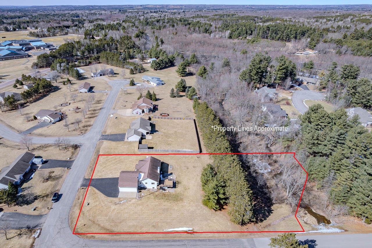 6609 CARIBOU LANE, Ringle, Wisconsin 54471, 4 Bedrooms Bedrooms, ,3 BathroomsBathrooms,Residential,For Sale,6609 CARIBOU LANE,22601444