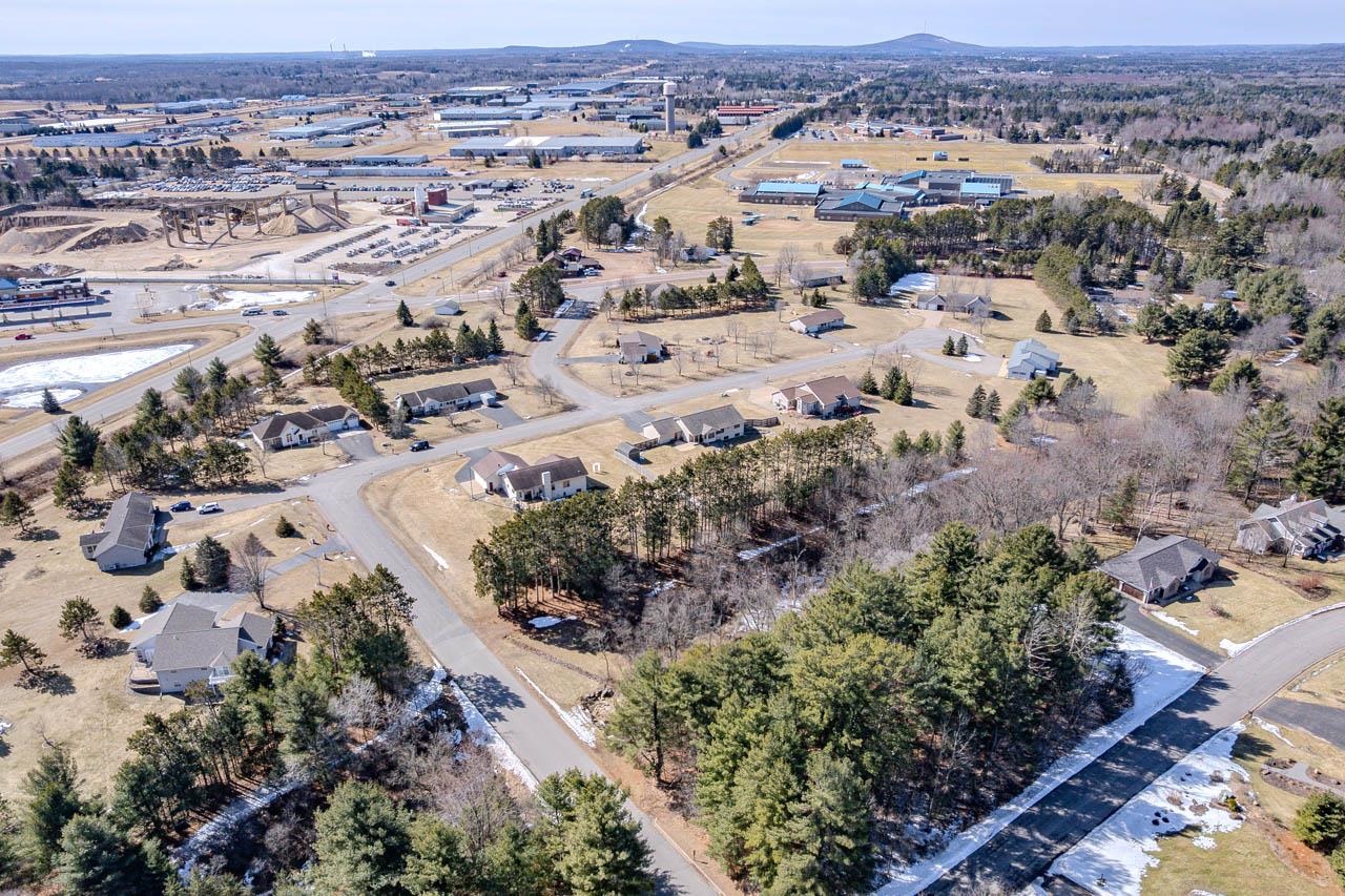 6609 CARIBOU LANE, Ringle, Wisconsin 54471, 4 Bedrooms Bedrooms, ,3 BathroomsBathrooms,Residential,For Sale,6609 CARIBOU LANE,22601444