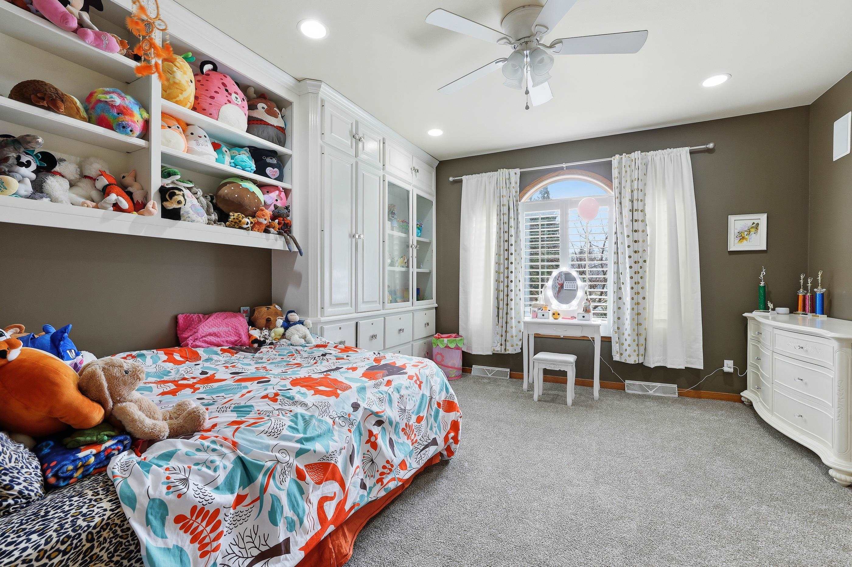 630 BENS LANE, Stevens Point, Wisconsin 54482, 5 Bedrooms Bedrooms, ,5 BathroomsBathrooms,Residential,For Sale,630 BENS LANE,22601446