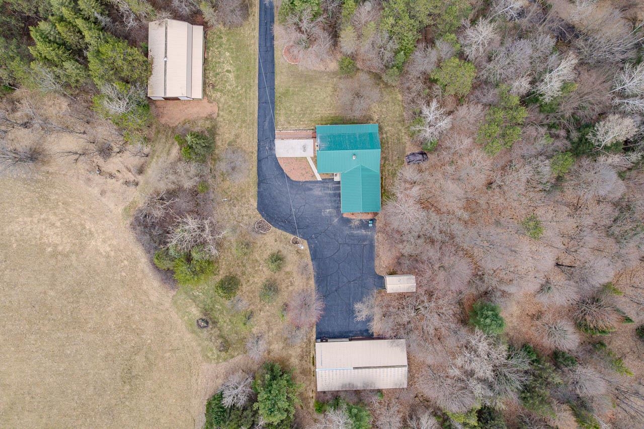 137733 FOUR MILE ROAD, Marathon, Wisconsin 54448, 2 Bedrooms Bedrooms, ,1 BathroomBathrooms,Residential,For Sale,137733 FOUR MILE ROAD,22601448