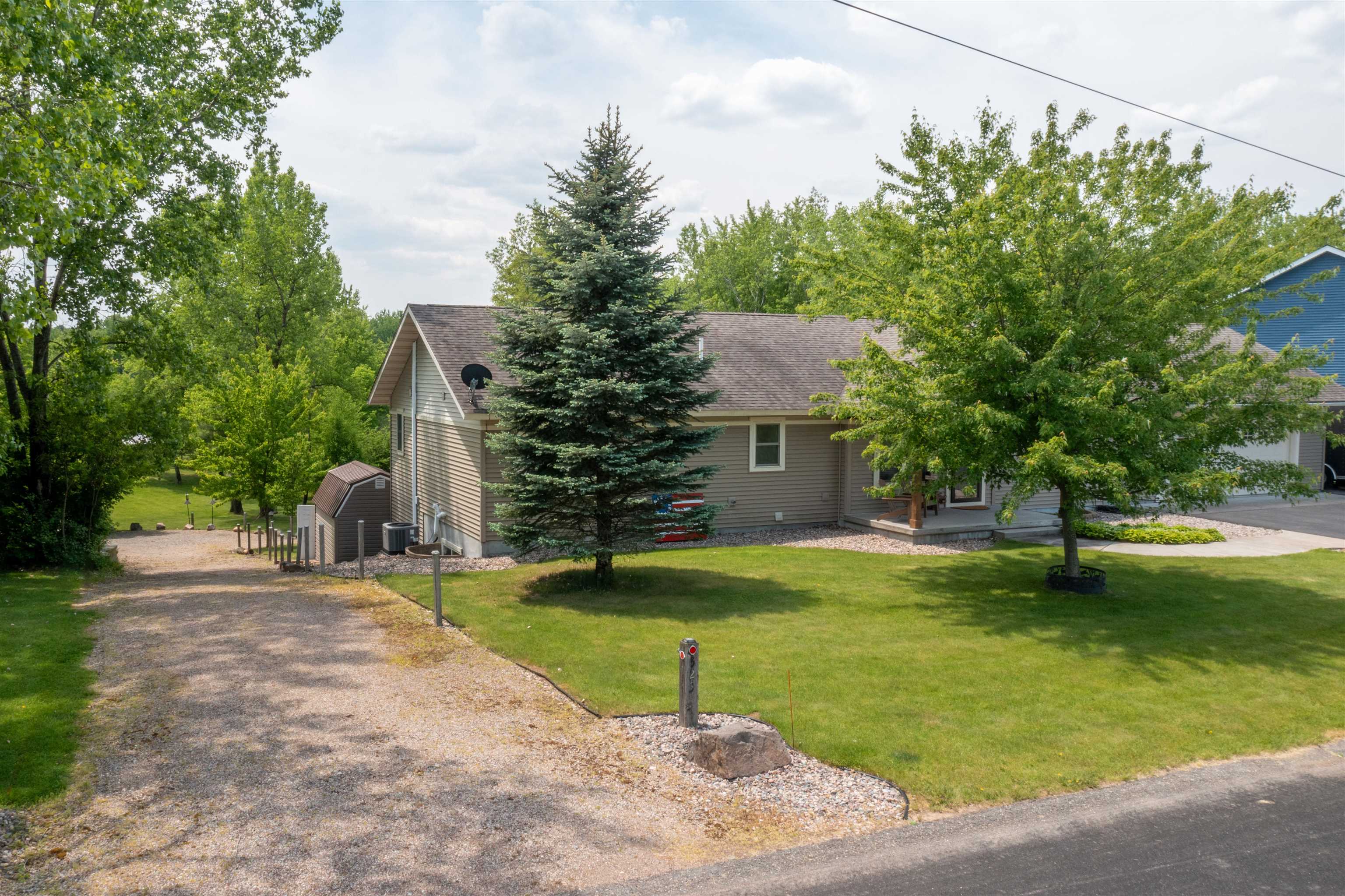 523 EVERGREEN ROAD, Wausau, Wisconsin 54403, 5 Bedrooms Bedrooms, ,4 BathroomsBathrooms,Residential,For Sale,523 EVERGREEN ROAD,22601450