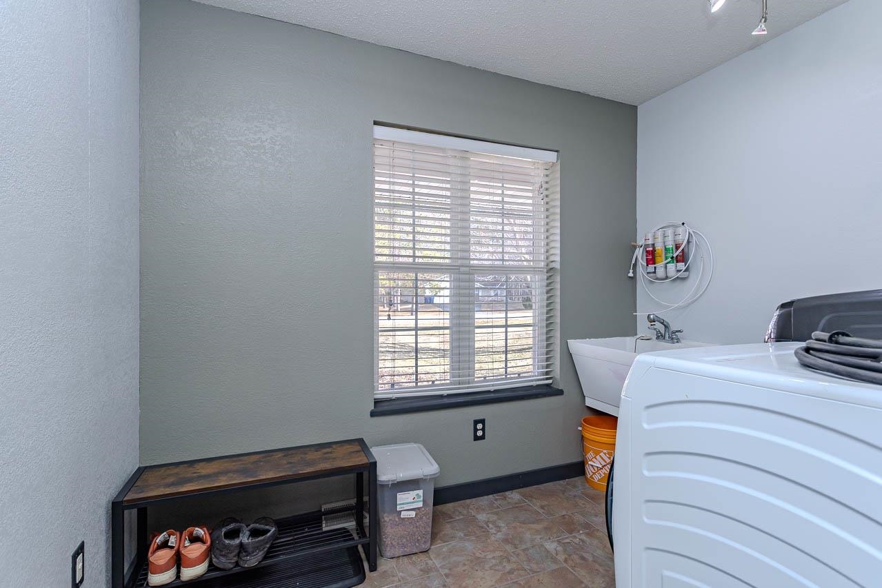 1843 PLANTATION LANE, Kronenwetter, Wisconsin 54455, 3 Bedrooms Bedrooms, ,2 BathroomsBathrooms,Residential,For Sale,1843 PLANTATION LANE,22601451