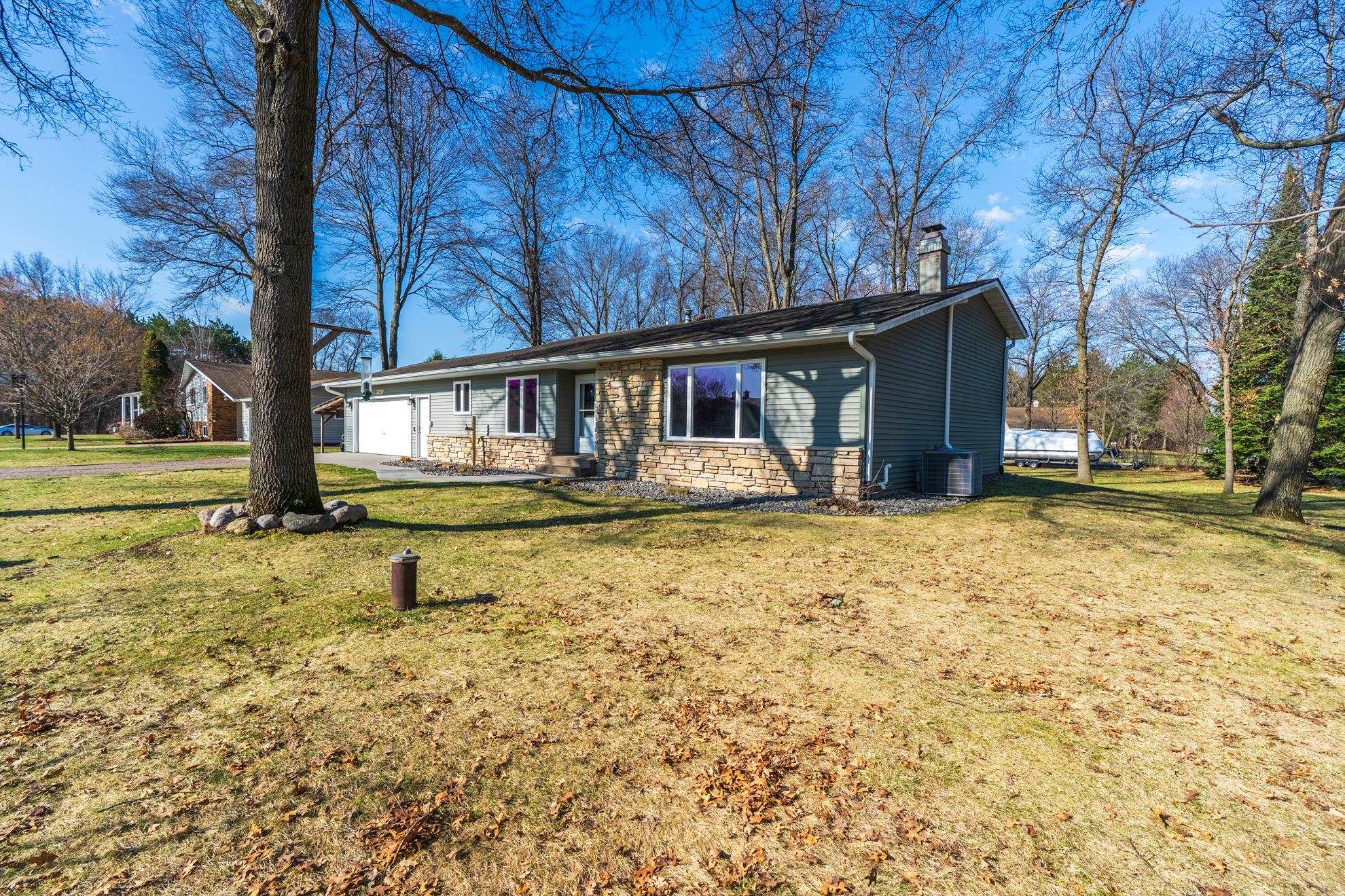 2259 RUBY DRIVE, Kronenwetter, Wisconsin 54455, 3 Bedrooms Bedrooms, ,2 BathroomsBathrooms,Residential,For Sale,2259 RUBY DRIVE,22601453