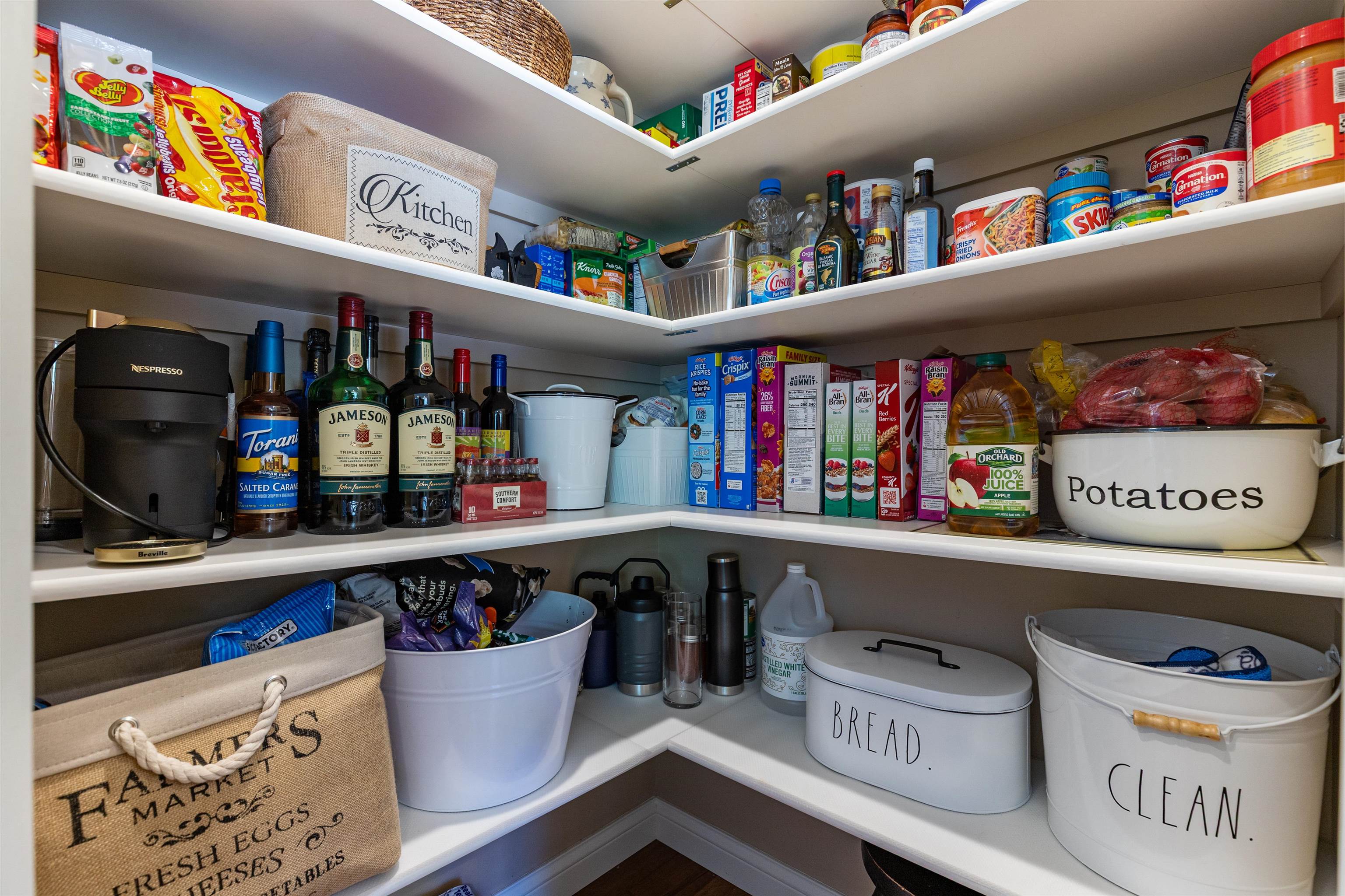 4340 STERLING DRIVE, Plover, Wisconsin 54467, 5 Bedrooms Bedrooms, ,3 BathroomsBathrooms,Residential,For Sale,4340 STERLING DRIVE,22601458