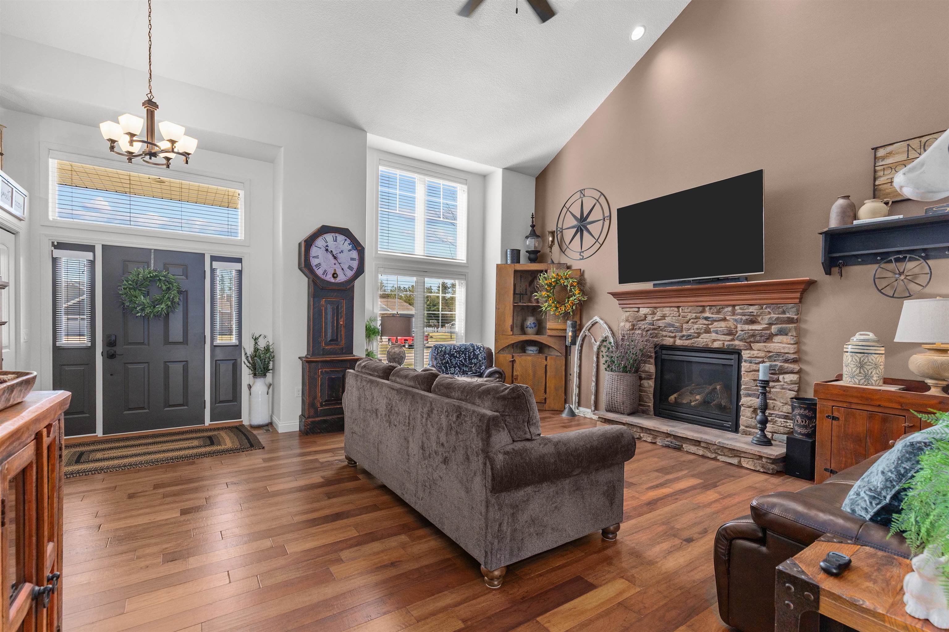 4340 STERLING DRIVE, Plover, Wisconsin 54467, 5 Bedrooms Bedrooms, ,3 BathroomsBathrooms,Residential,For Sale,4340 STERLING DRIVE,22601458