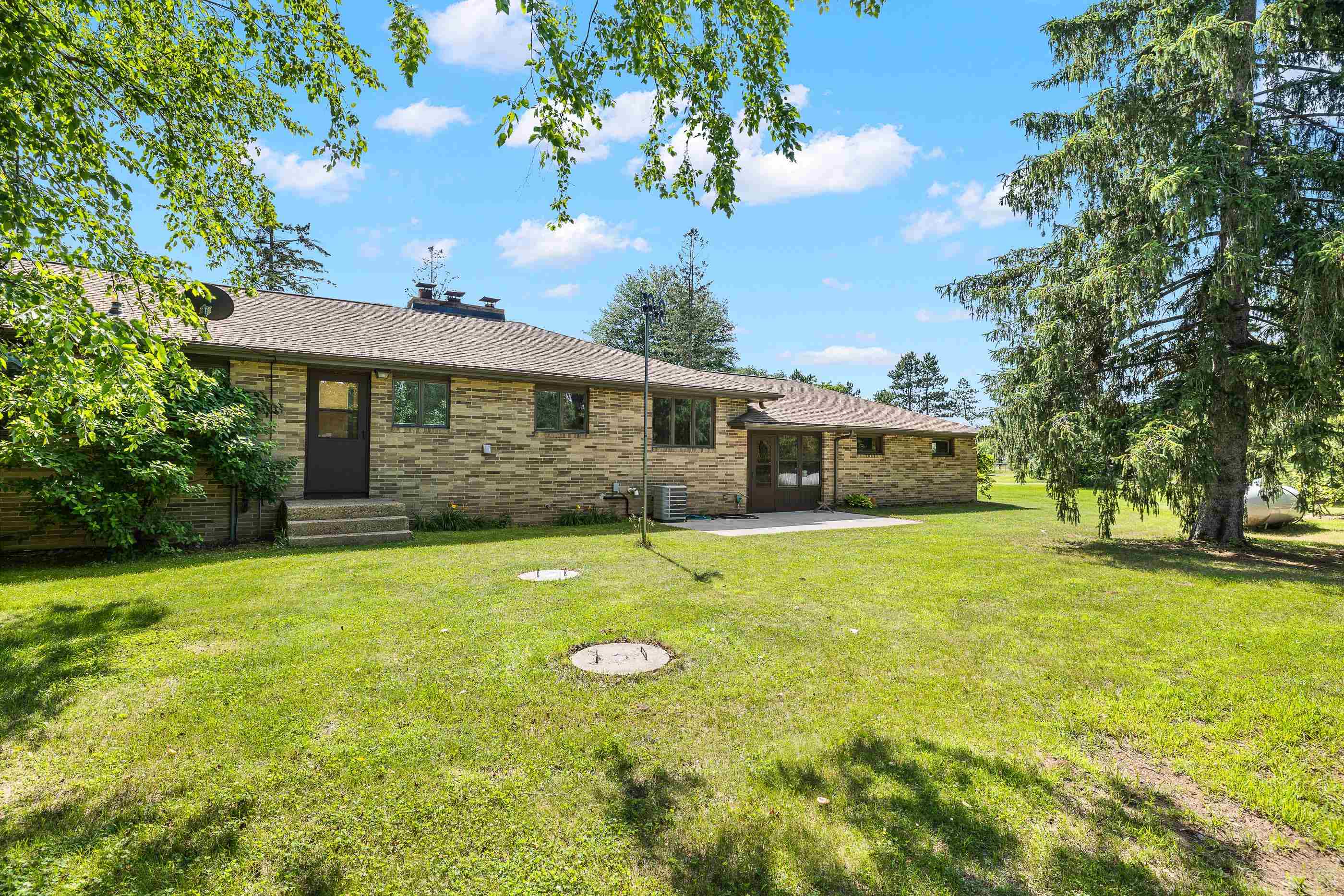 4211 STATE HIGHWAY 173, Nekoosa, Wisconsin 54457, 3 Bedrooms Bedrooms, ,3 BathroomsBathrooms,Residential,For Sale,4211 STATE HIGHWAY 173,22601460