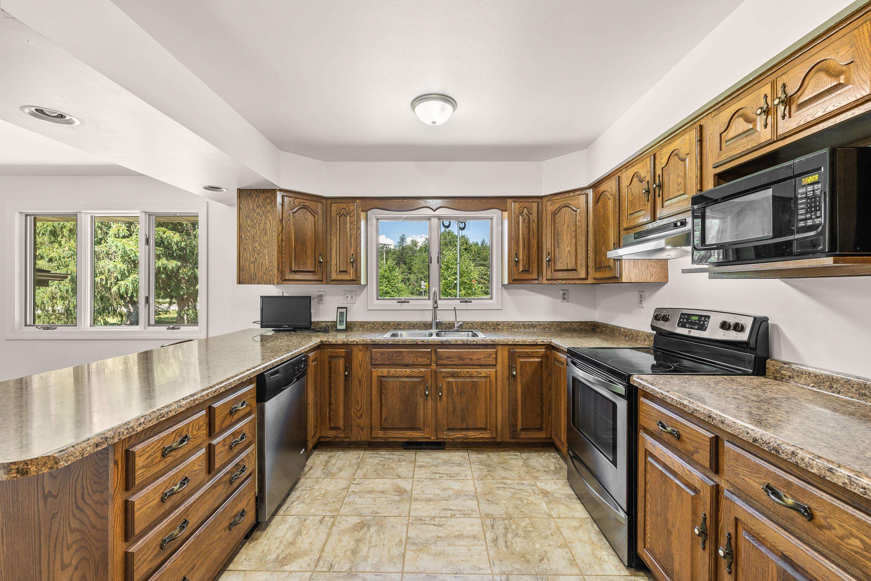 4211 STATE HIGHWAY 173, Nekoosa, Wisconsin 54457, 3 Bedrooms Bedrooms, ,3 BathroomsBathrooms,Residential,For Sale,4211 STATE HIGHWAY 173,22601460