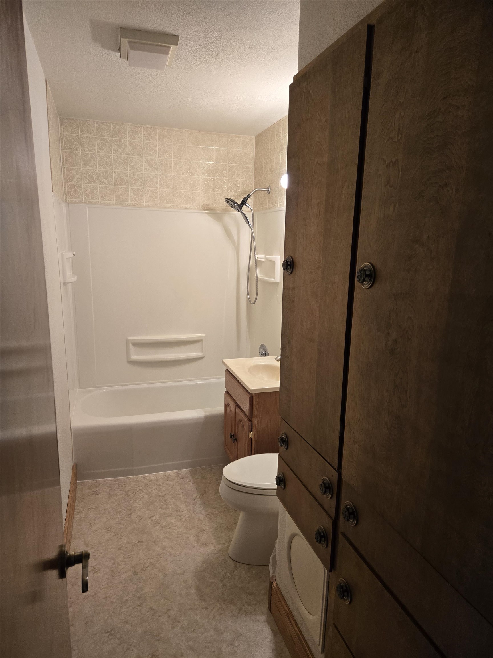 927 SHERRY STREET, Neenah, Wisconsin 54956, 2 Bedrooms Bedrooms, ,1 BathroomBathrooms,Residential,For Sale,927 SHERRY STREET,22601463