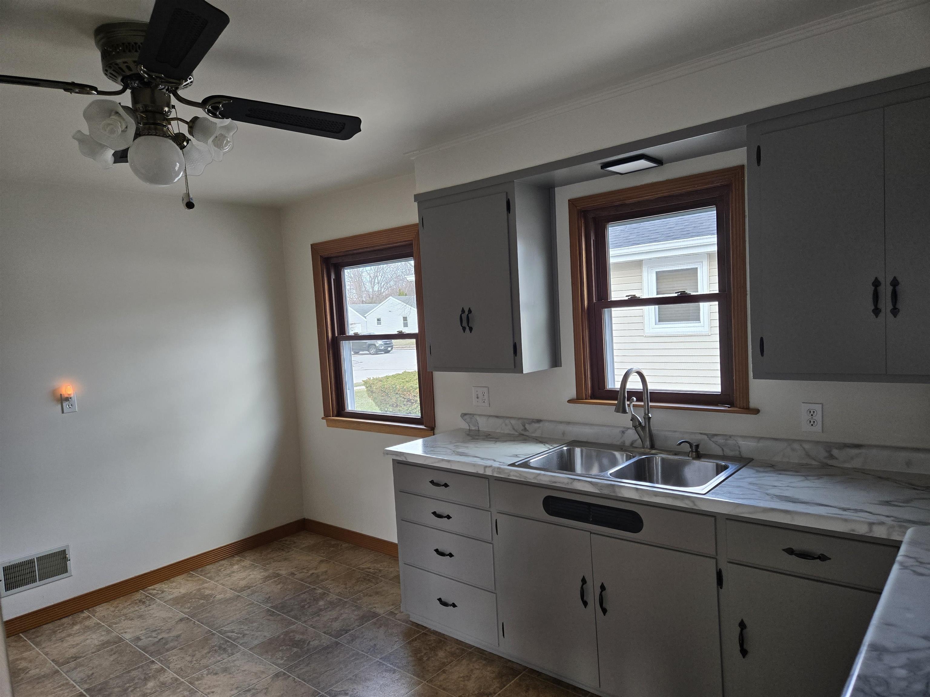 927 SHERRY STREET, Neenah, Wisconsin 54956, 2 Bedrooms Bedrooms, ,1 BathroomBathrooms,Residential,For Sale,927 SHERRY STREET,22601463