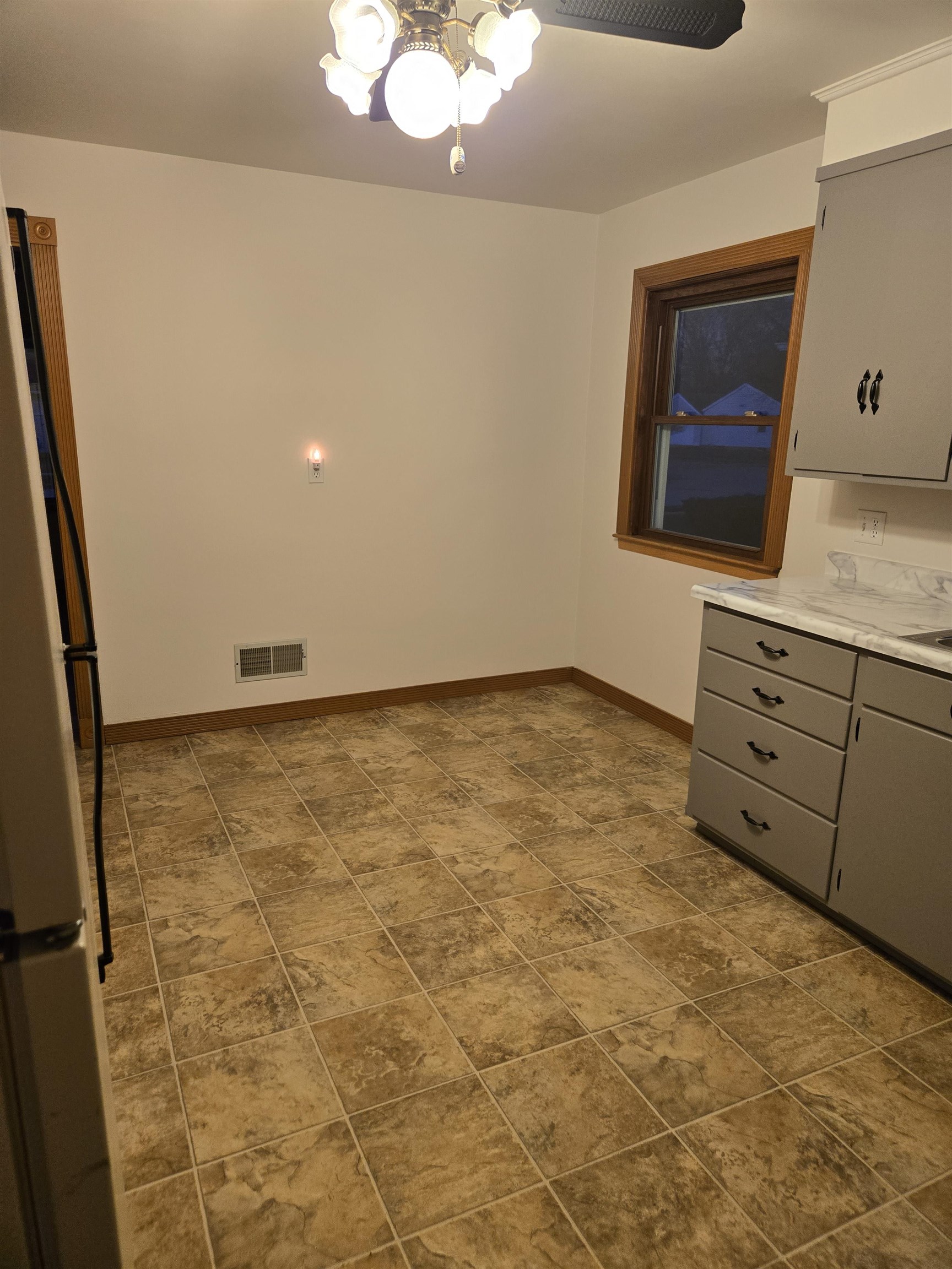 927 SHERRY STREET, Neenah, Wisconsin 54956, 2 Bedrooms Bedrooms, ,1 BathroomBathrooms,Residential,For Sale,927 SHERRY STREET,22601463