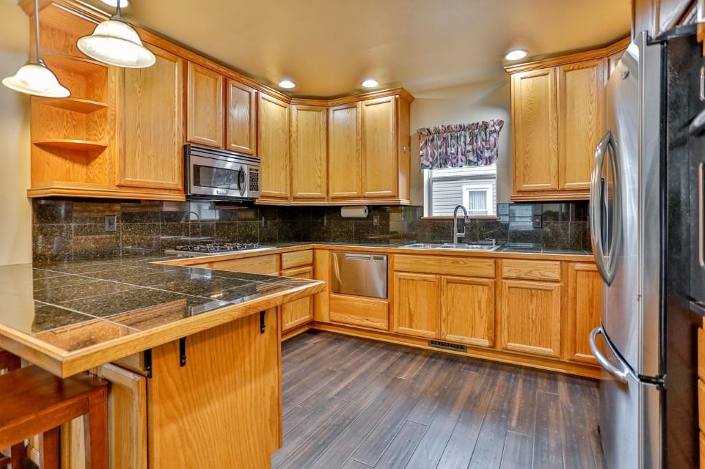 311 WESTON AVENUE, Rothschild, Wisconsin 54474, 2 Bedrooms Bedrooms, ,2 BathroomsBathrooms,Residential,For Sale,311 WESTON AVENUE,22601464