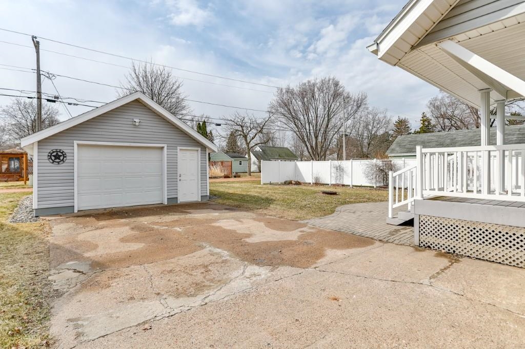 311 WESTON AVENUE, Rothschild, Wisconsin 54474, 2 Bedrooms Bedrooms, ,2 BathroomsBathrooms,Residential,For Sale,311 WESTON AVENUE,22601464