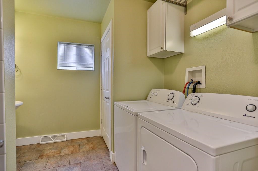 311 WESTON AVENUE, Rothschild, Wisconsin 54474, 2 Bedrooms Bedrooms, ,2 BathroomsBathrooms,Residential,For Sale,311 WESTON AVENUE,22601464