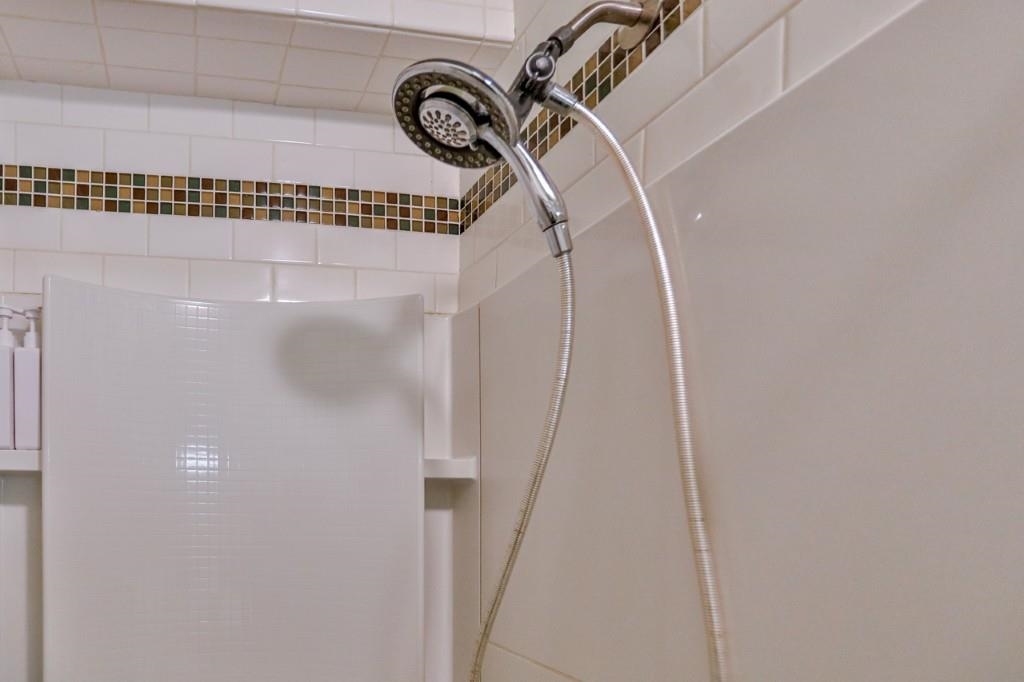 311 WESTON AVENUE, Rothschild, Wisconsin 54474, 2 Bedrooms Bedrooms, ,2 BathroomsBathrooms,Residential,For Sale,311 WESTON AVENUE,22601464