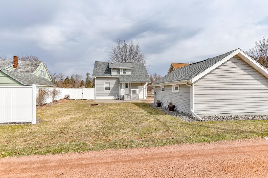 311 WESTON AVENUE, Rothschild, Wisconsin 54474, 2 Bedrooms Bedrooms, ,2 BathroomsBathrooms,Residential,For Sale,311 WESTON AVENUE,22601464