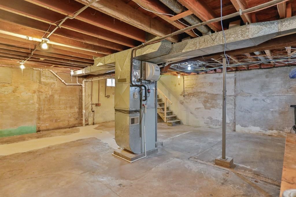 311 WESTON AVENUE, Rothschild, Wisconsin 54474, 2 Bedrooms Bedrooms, ,2 BathroomsBathrooms,Residential,For Sale,311 WESTON AVENUE,22601464