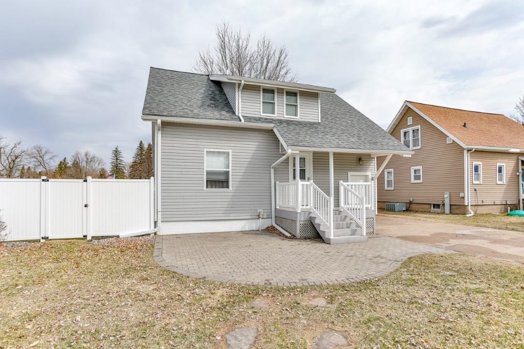 311 WESTON AVENUE, Rothschild, Wisconsin 54474, 2 Bedrooms Bedrooms, ,2 BathroomsBathrooms,Residential,For Sale,311 WESTON AVENUE,22601464