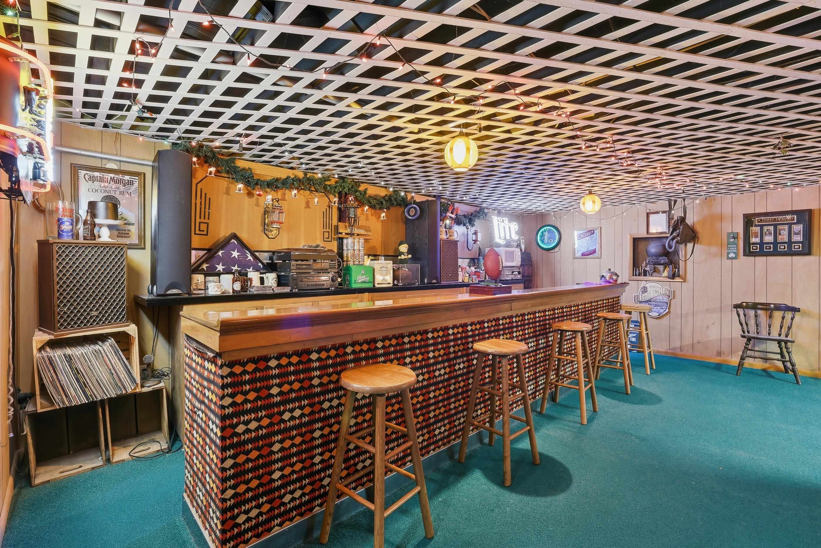 902 PARCHER STREET, Wausau, Wisconsin 54403, 3 Bedrooms Bedrooms, ,1 BathroomBathrooms,Residential,For Sale,902 PARCHER STREET,22601466