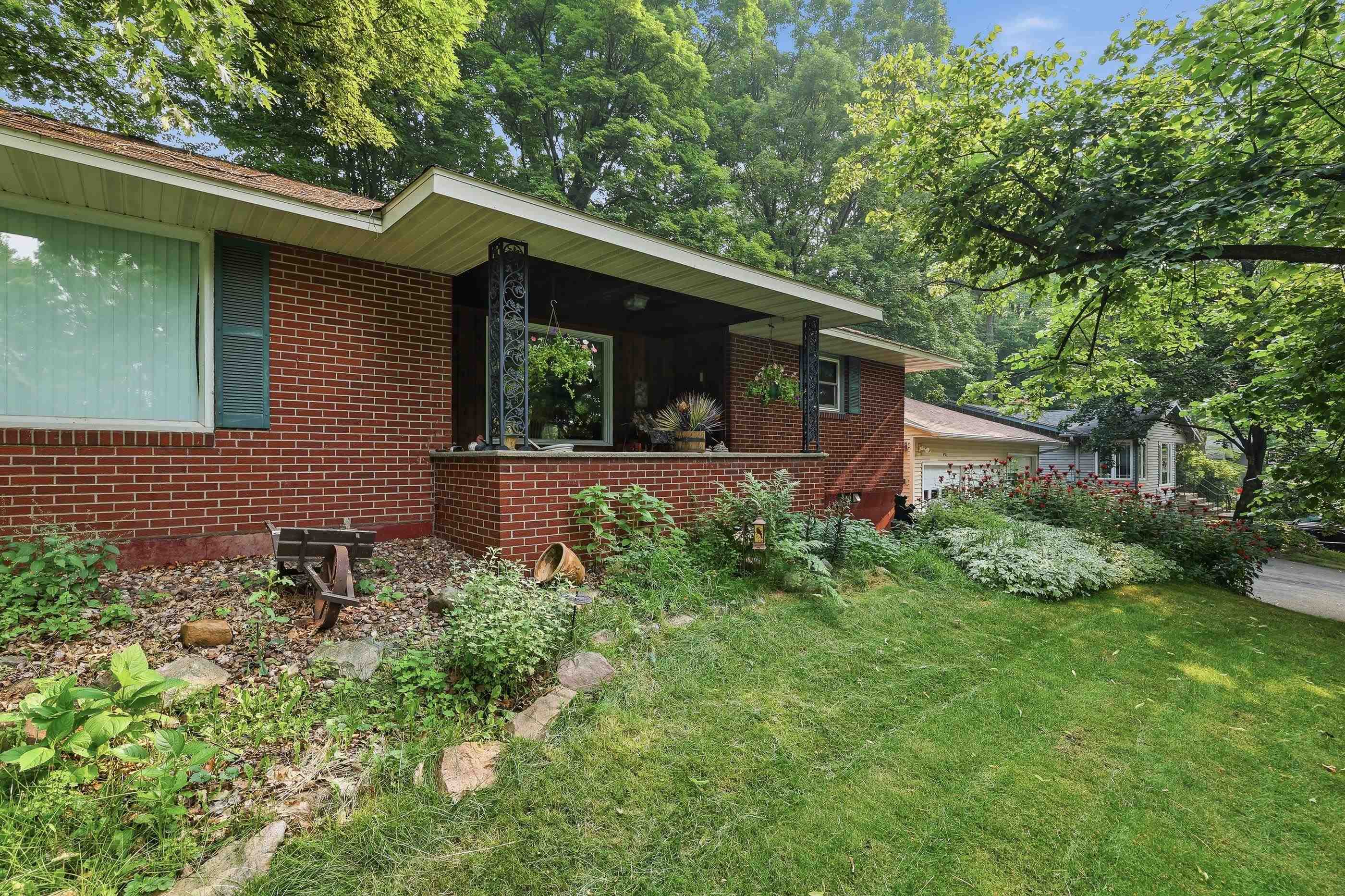 902 PARCHER STREET, Wausau, Wisconsin 54403, 3 Bedrooms Bedrooms, ,1 BathroomBathrooms,Residential,For Sale,902 PARCHER STREET,22601466
