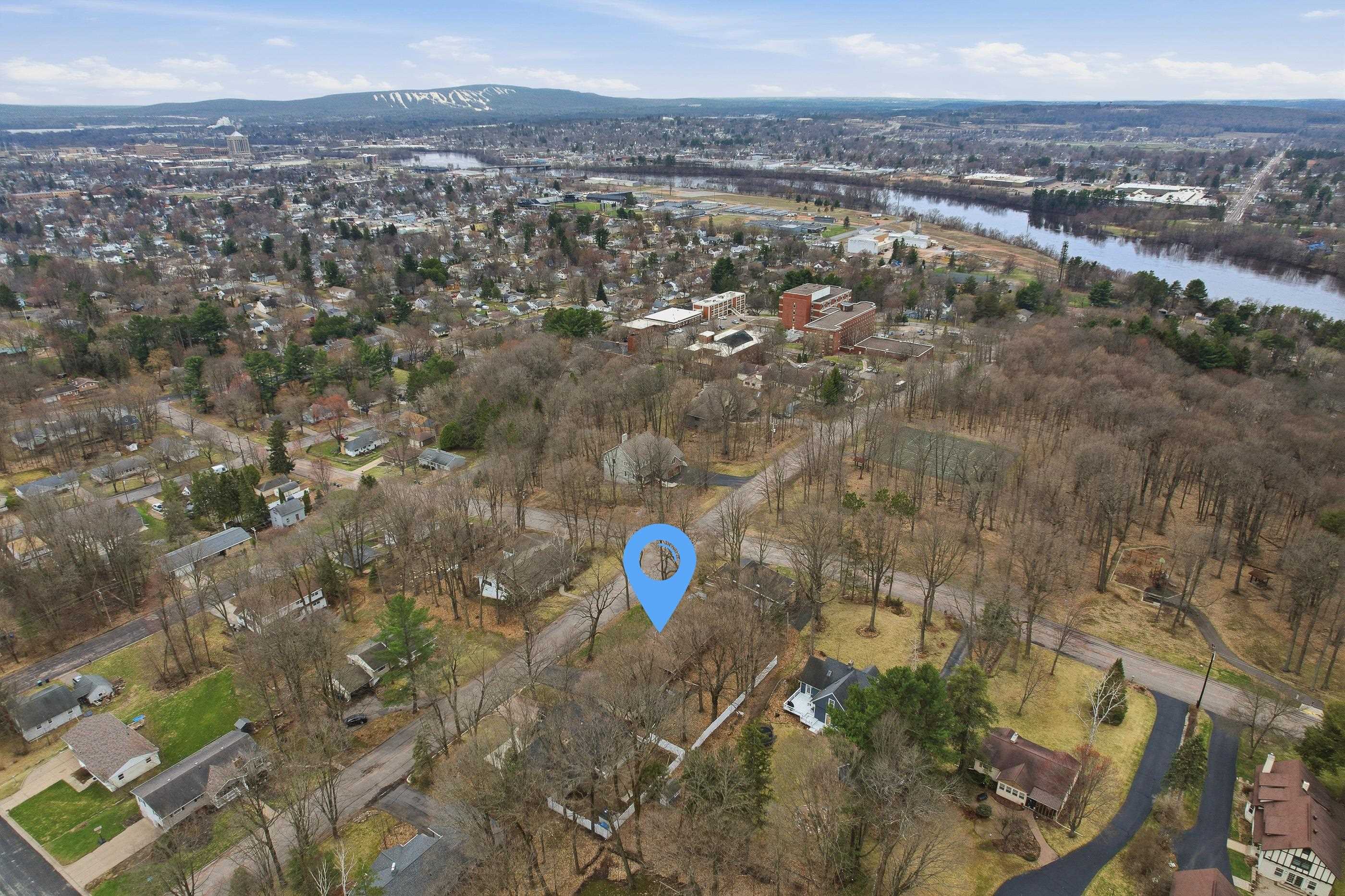 902 PARCHER STREET, Wausau, Wisconsin 54403, 3 Bedrooms Bedrooms, ,1 BathroomBathrooms,Residential,For Sale,902 PARCHER STREET,22601466