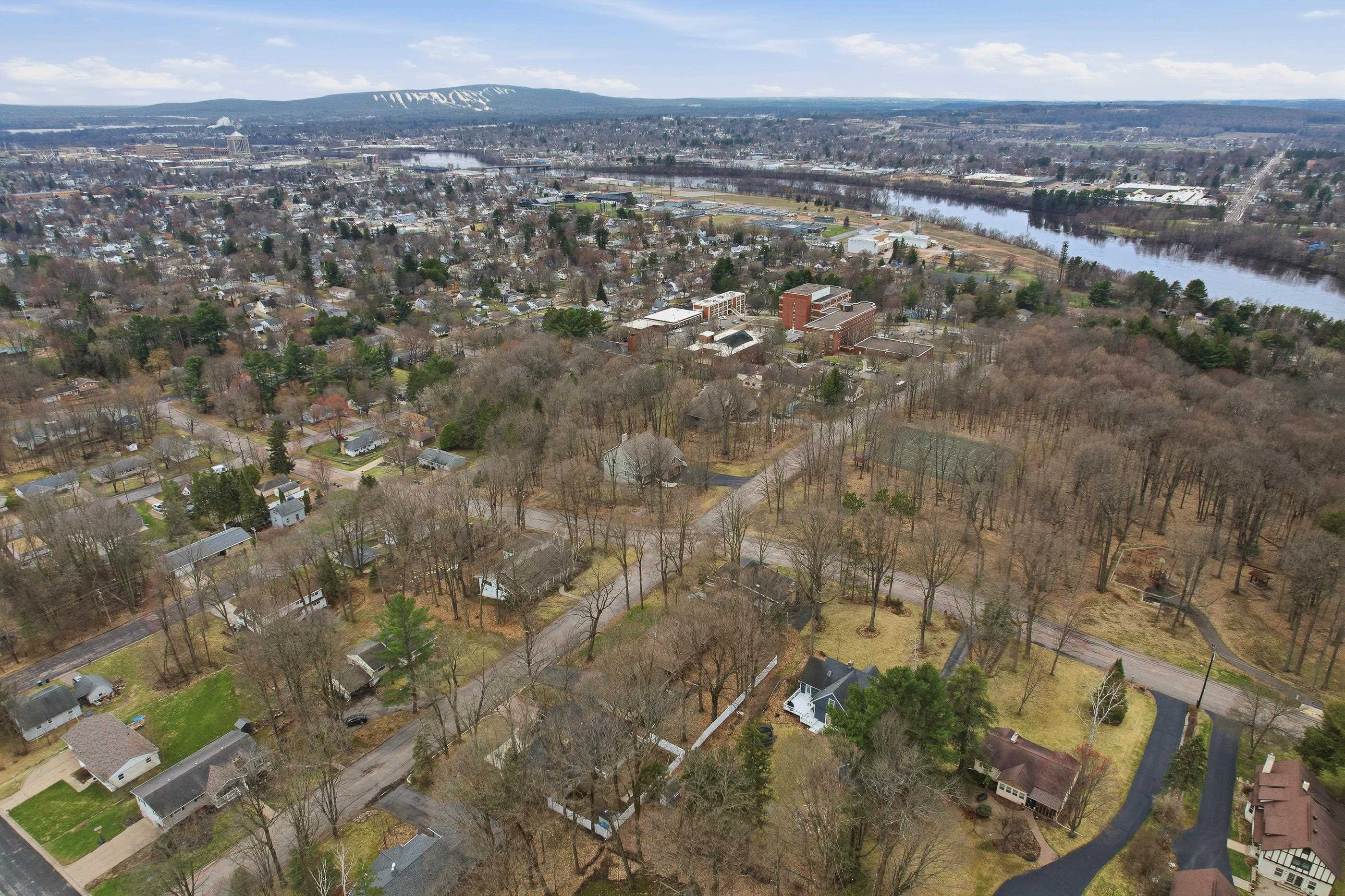 902 PARCHER STREET, Wausau, Wisconsin 54403, 3 Bedrooms Bedrooms, ,1 BathroomBathrooms,Residential,For Sale,902 PARCHER STREET,22601466