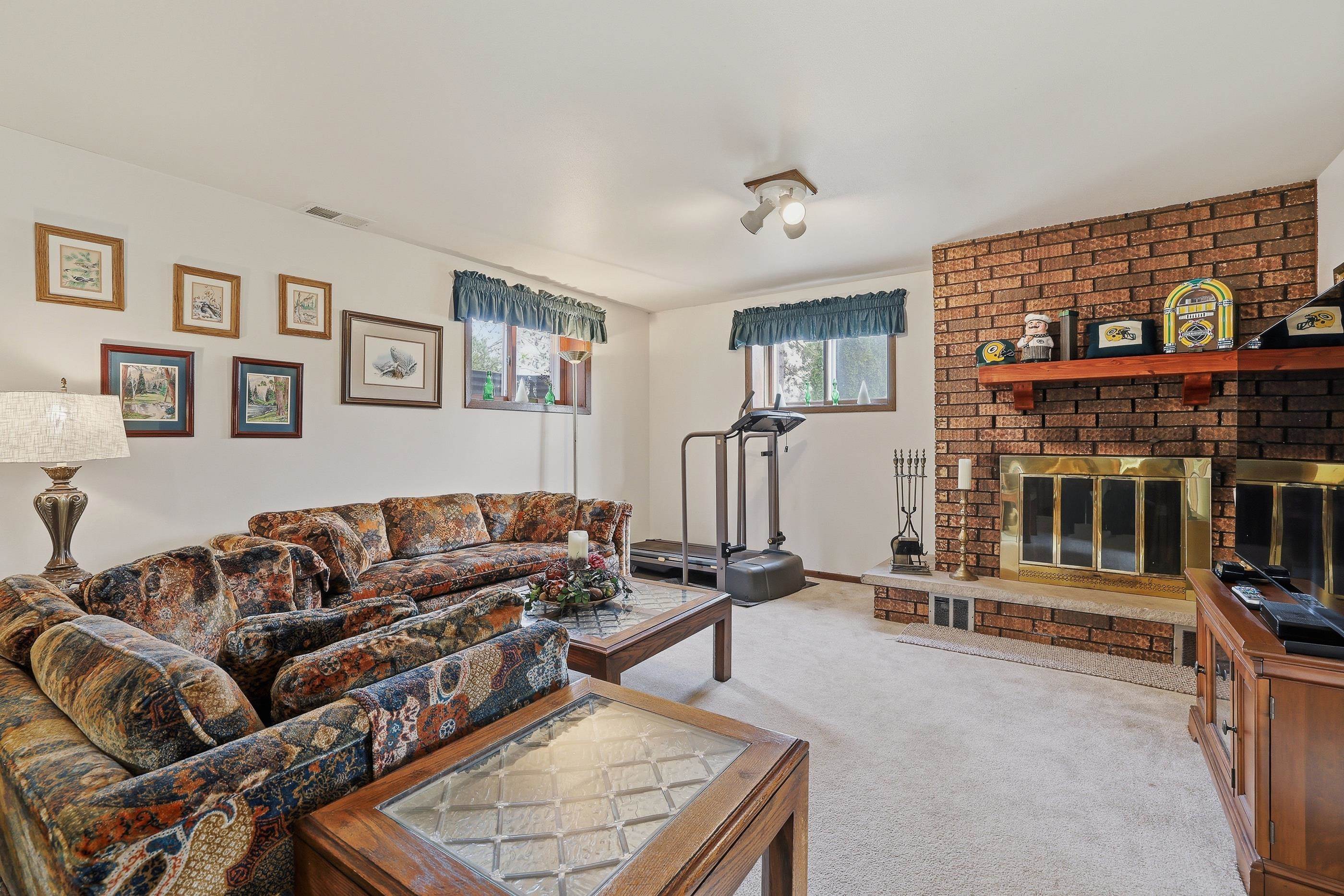 2601 PLOVER SPRINGS DRIVE, Plover, Wisconsin 54467, 3 Bedrooms Bedrooms, ,2 BathroomsBathrooms,Residential,For Sale,2601 PLOVER SPRINGS DRIVE,22601467