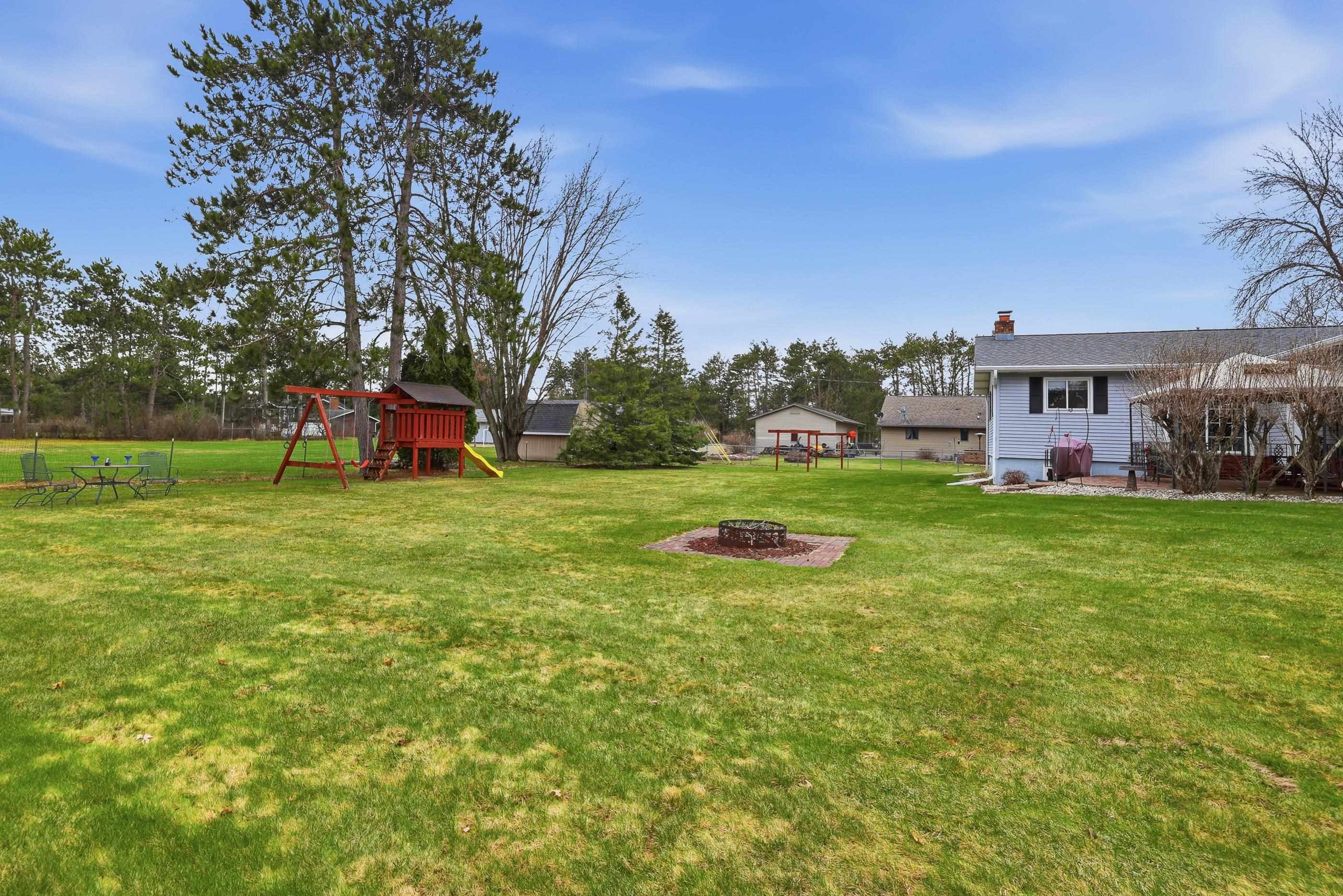 2601 PLOVER SPRINGS DRIVE, Plover, Wisconsin 54467, 3 Bedrooms Bedrooms, ,2 BathroomsBathrooms,Residential,For Sale,2601 PLOVER SPRINGS DRIVE,22601467