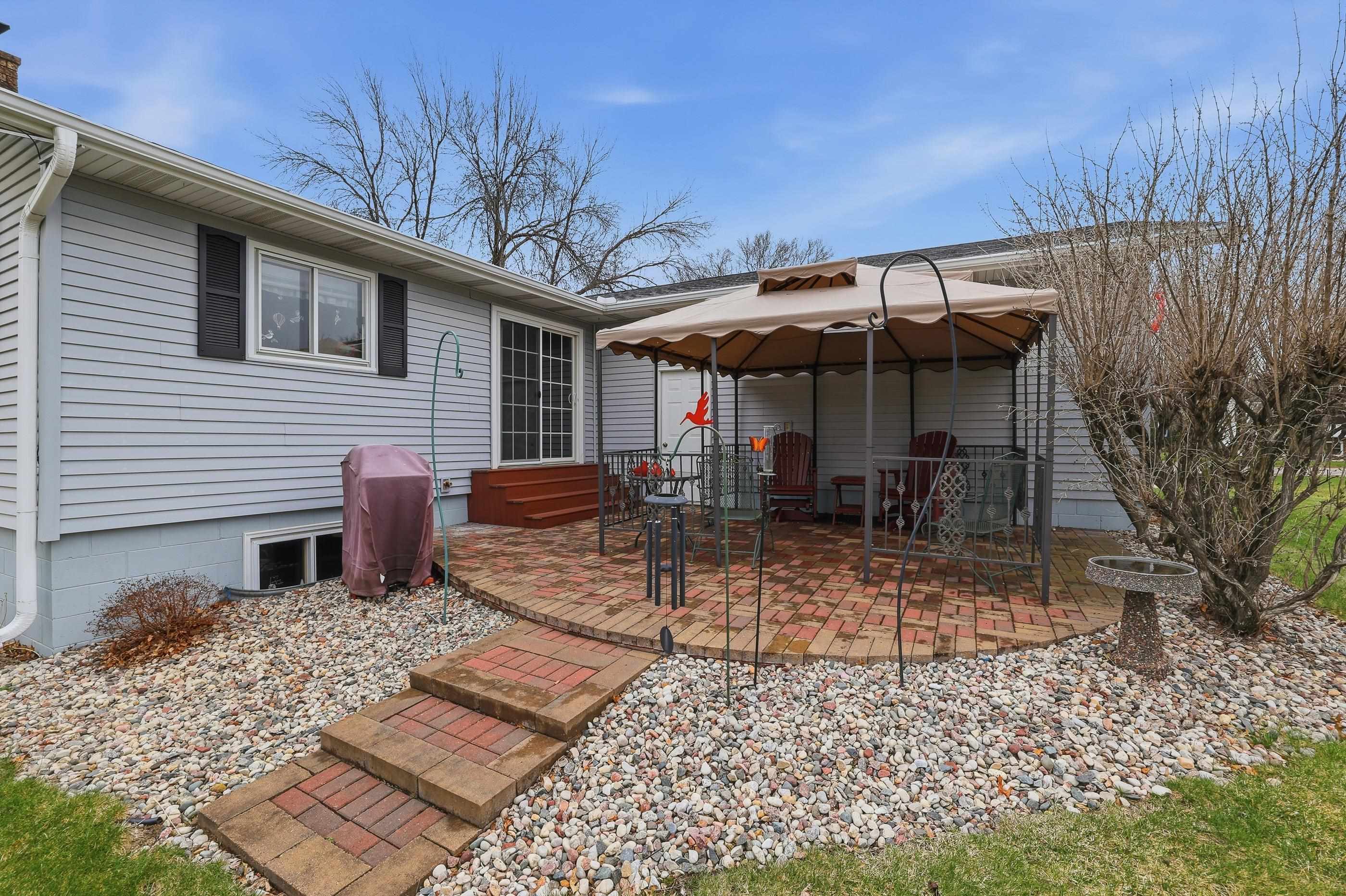 2601 PLOVER SPRINGS DRIVE, Plover, Wisconsin 54467, 3 Bedrooms Bedrooms, ,2 BathroomsBathrooms,Residential,For Sale,2601 PLOVER SPRINGS DRIVE,22601467