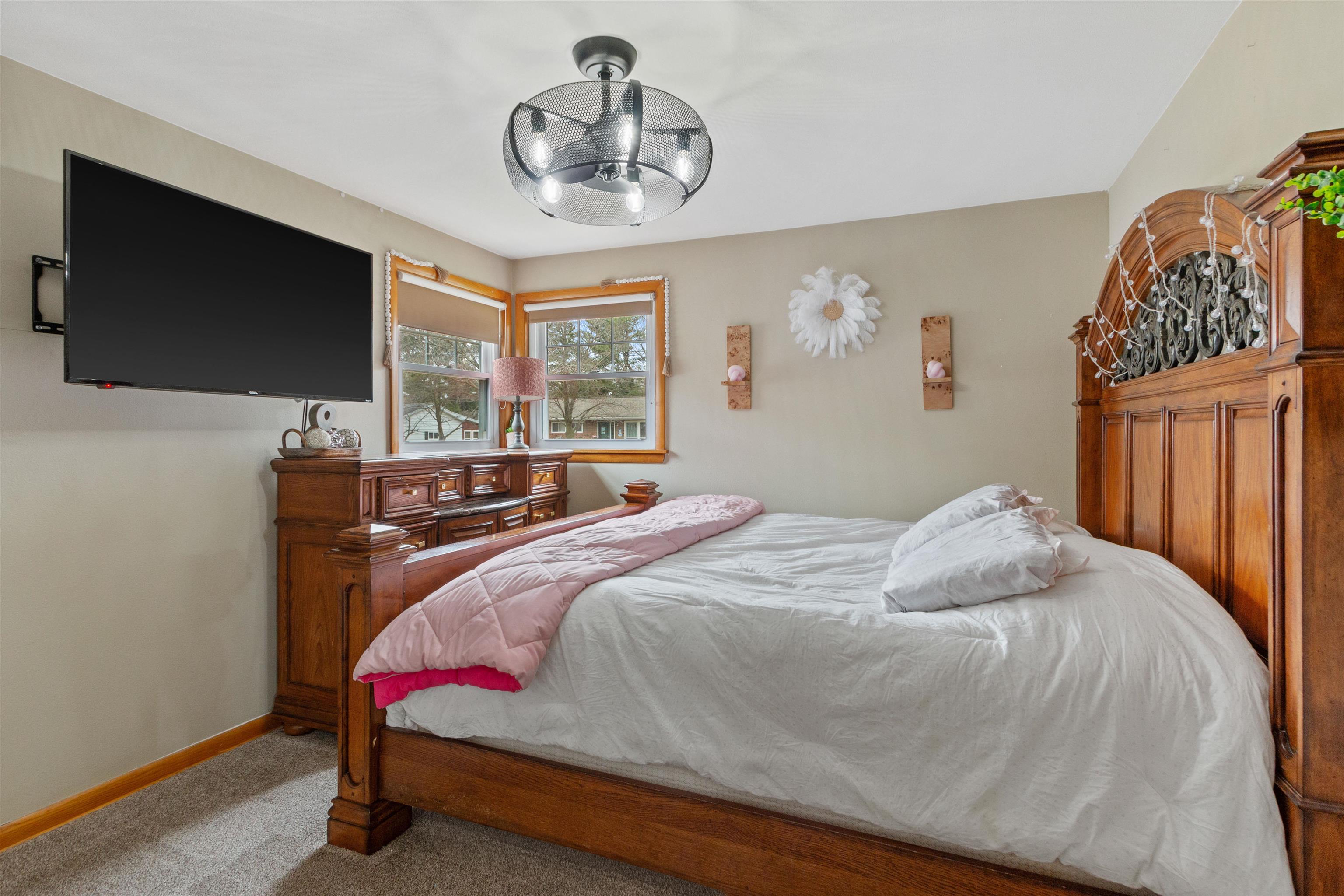 3001 CENTER STREET, Stevens Point, Wisconsin 54481, 2 Bedrooms Bedrooms, ,1 BathroomBathrooms,Residential,For Sale,3001 CENTER STREET,22601469