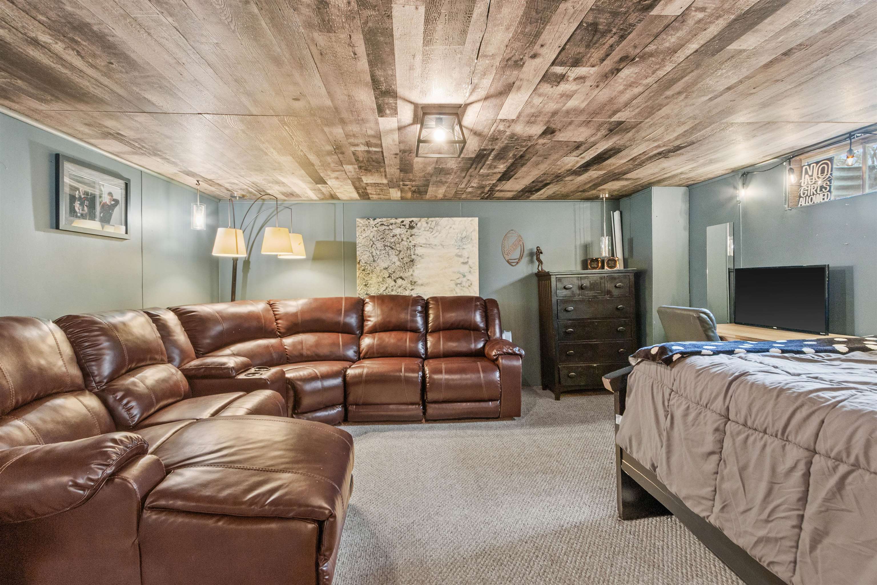 3001 CENTER STREET, Stevens Point, Wisconsin 54481, 2 Bedrooms Bedrooms, ,1 BathroomBathrooms,Residential,For Sale,3001 CENTER STREET,22601469