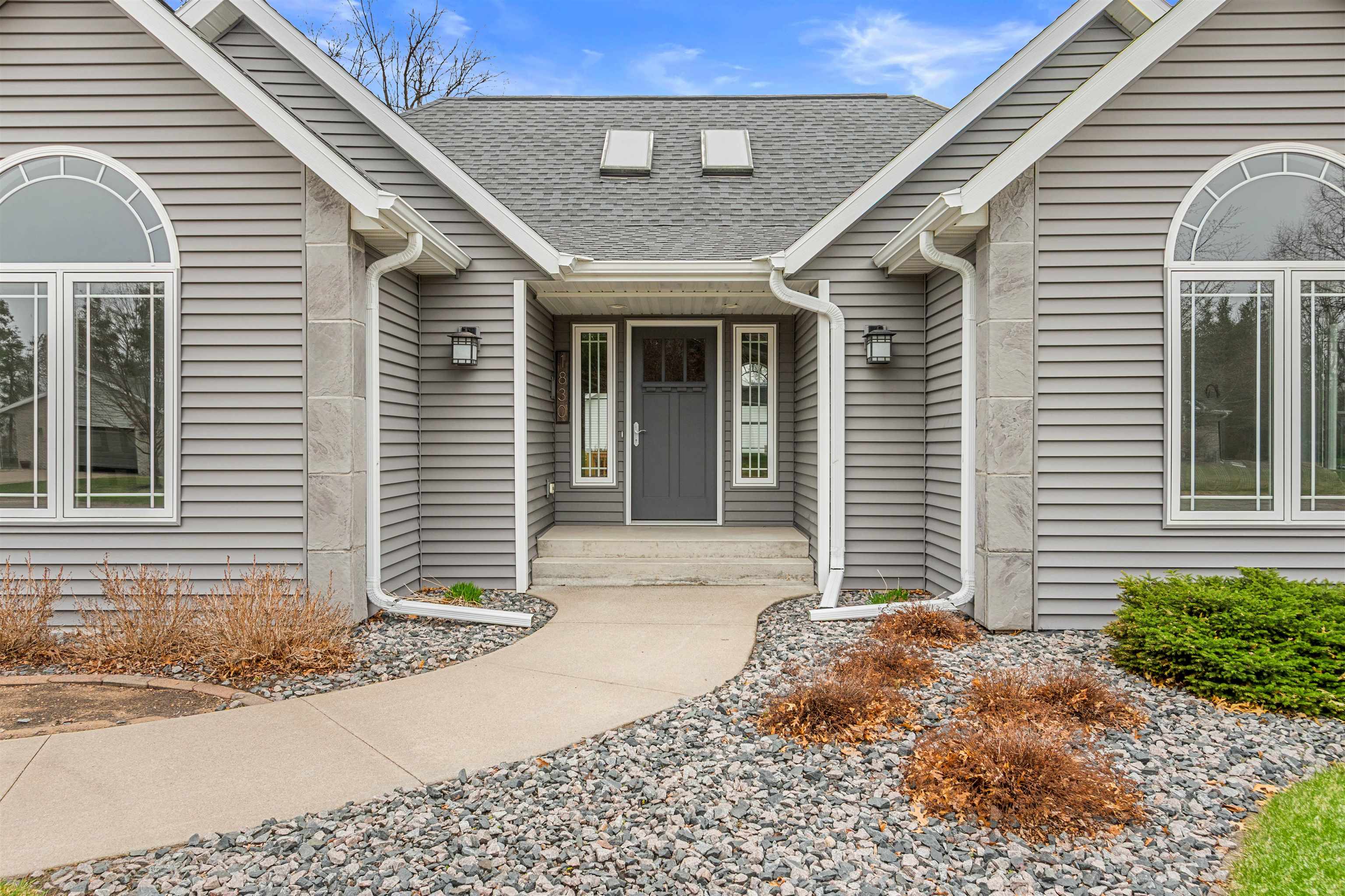 1830 BLUEBERRY DRIVE, Plover, Wisconsin 54467, 3 Bedrooms Bedrooms, ,3 BathroomsBathrooms,Residential,For Sale,1830 BLUEBERRY DRIVE,22601472