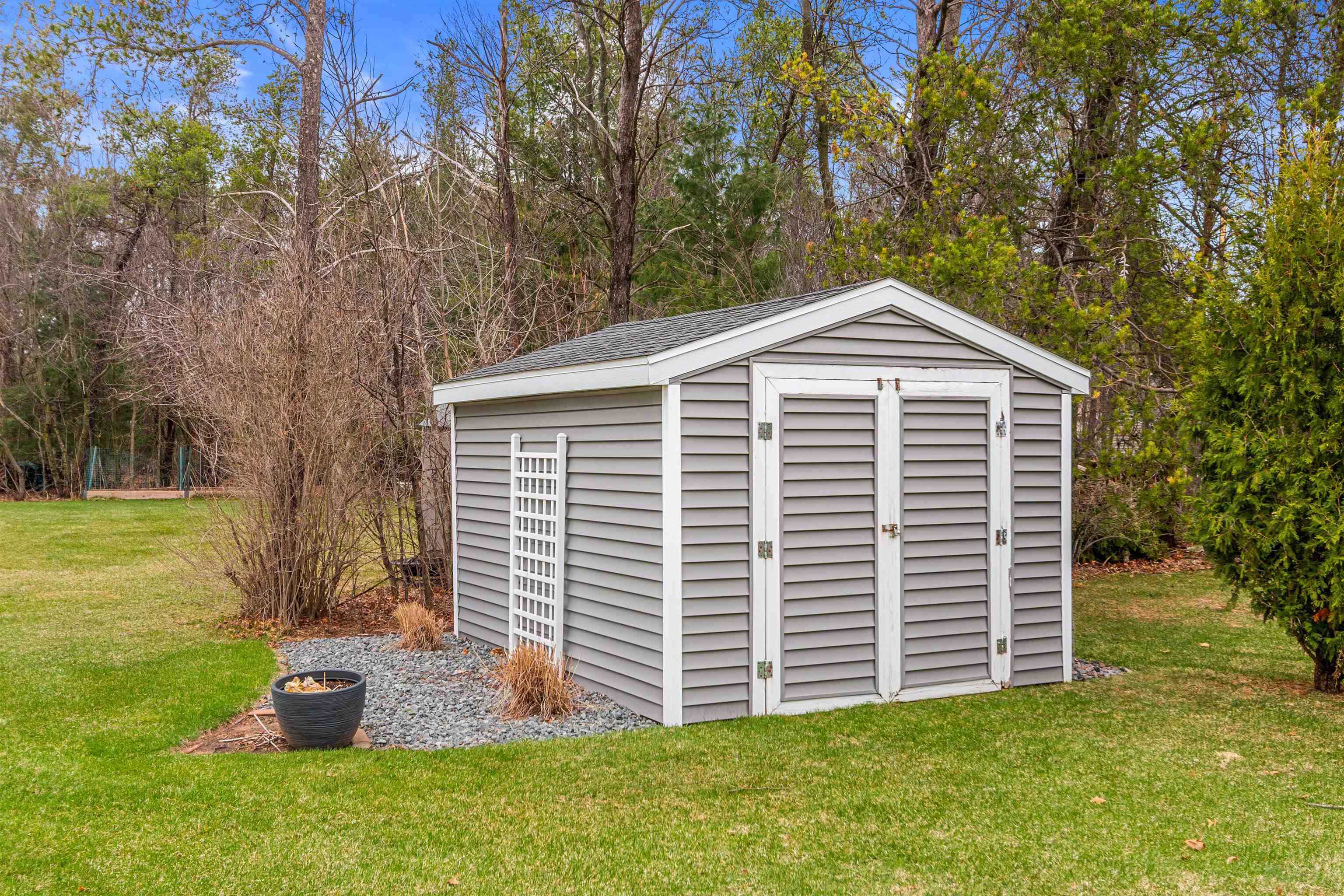 1830 BLUEBERRY DRIVE, Plover, Wisconsin 54467, 3 Bedrooms Bedrooms, ,3 BathroomsBathrooms,Residential,For Sale,1830 BLUEBERRY DRIVE,22601472