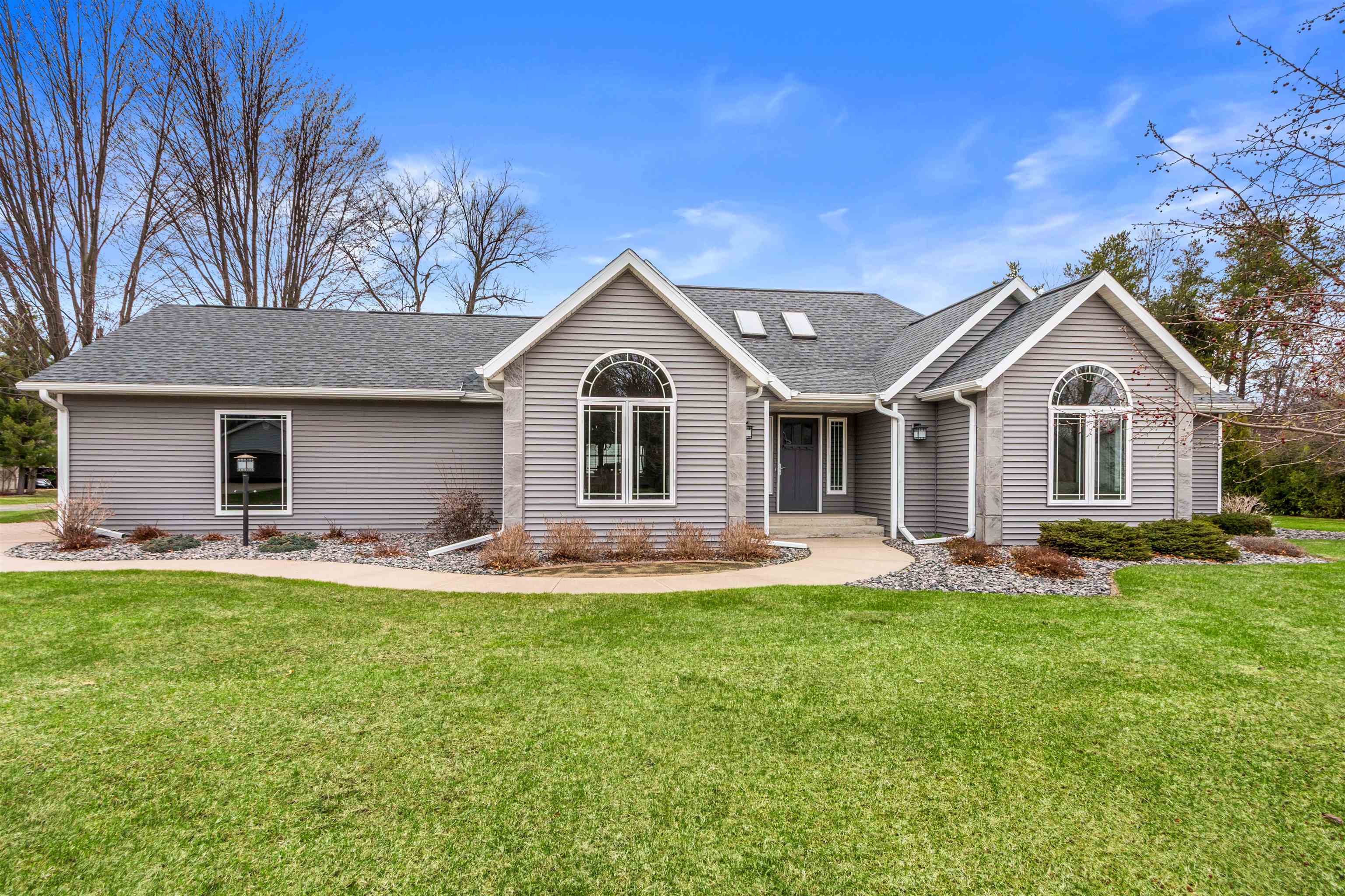 1830 BLUEBERRY DRIVE, Plover, Wisconsin 54467, 3 Bedrooms Bedrooms, ,3 BathroomsBathrooms,Residential,For Sale,1830 BLUEBERRY DRIVE,22601472