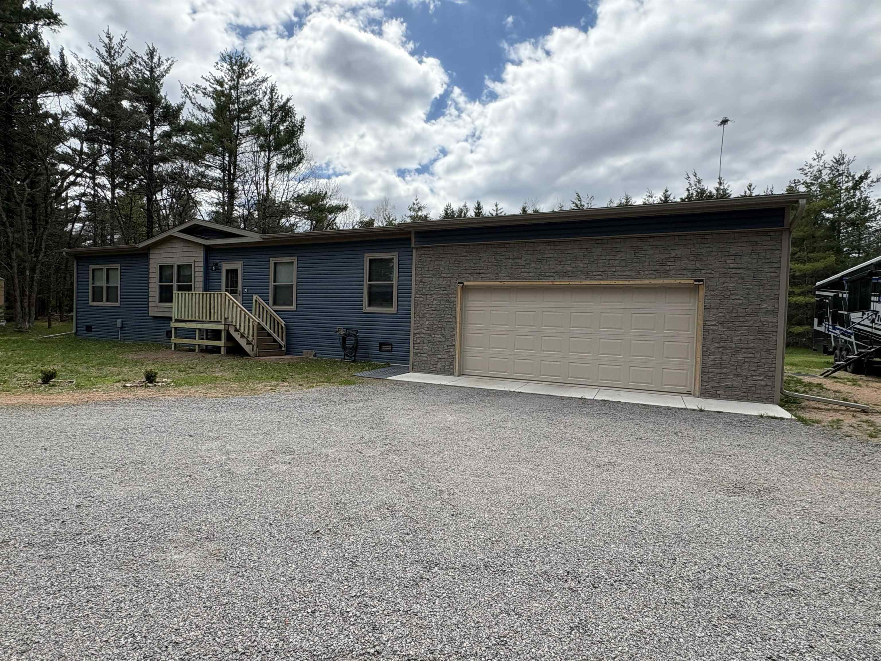 5651 BOULDER CIRCLE, Wisconsin Rapids, Wisconsin 54494, 3 Bedrooms Bedrooms, ,2 BathroomsBathrooms,Residential,For Sale,5651 BOULDER CIRCLE,22601475