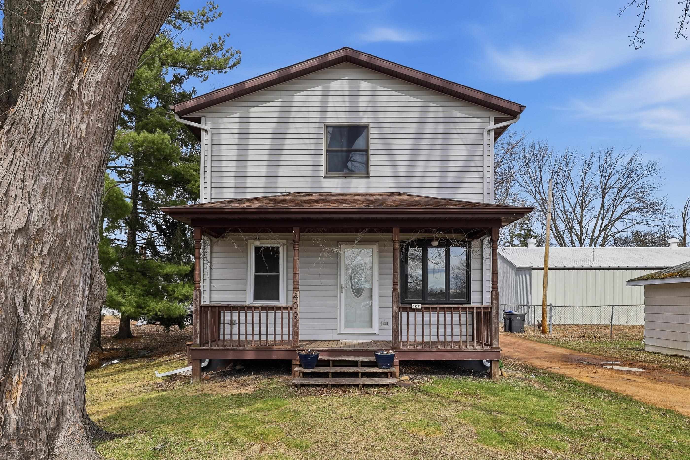 409 W DEPOT STREET, Marshfield, Wisconsin 54449, 3 Bedrooms Bedrooms, ,2 BathroomsBathrooms,Residential,For Sale,409 W DEPOT STREET,22601477
