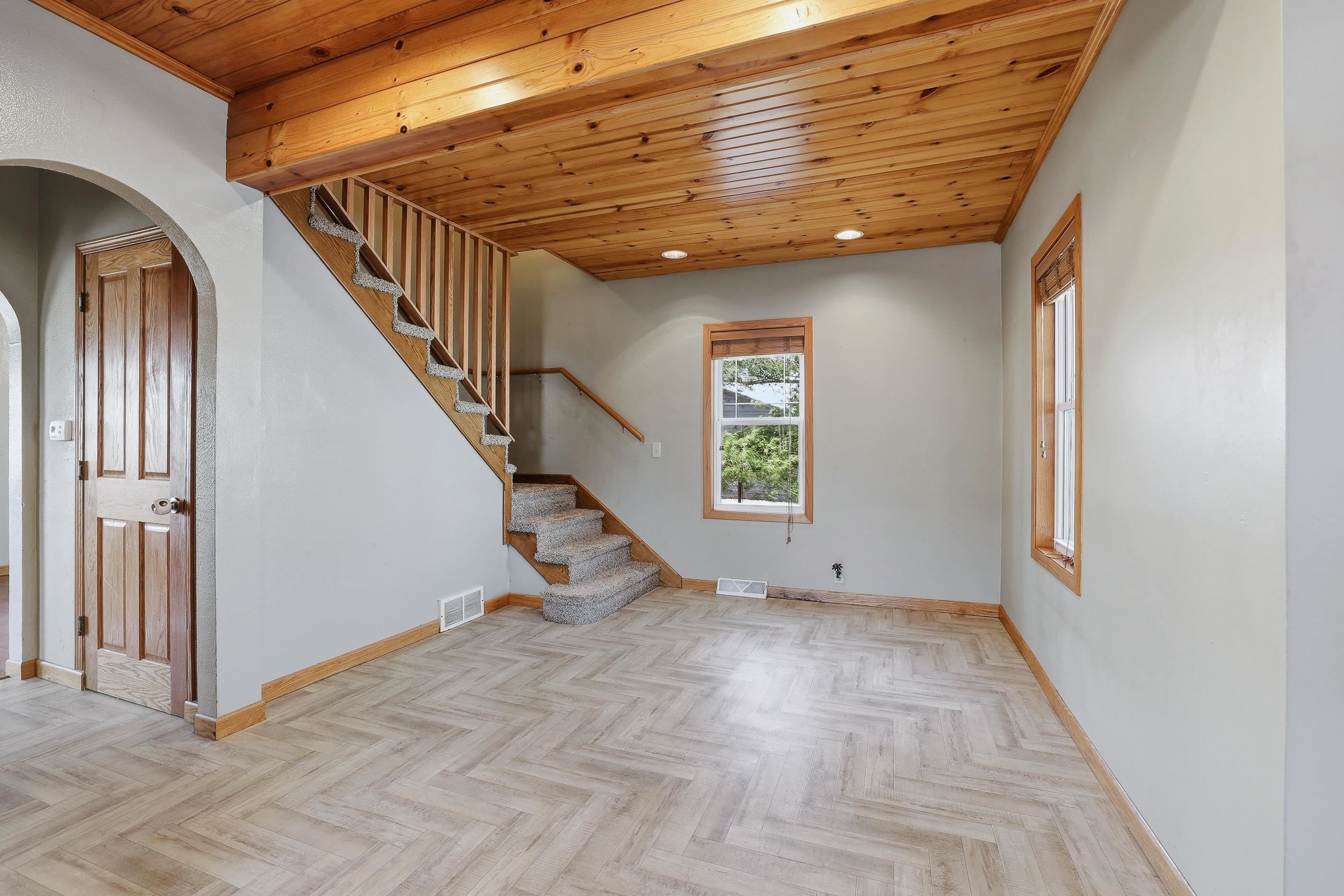 409 W DEPOT STREET, Marshfield, Wisconsin 54449, 3 Bedrooms Bedrooms, ,2 BathroomsBathrooms,Residential,For Sale,409 W DEPOT STREET,22601477