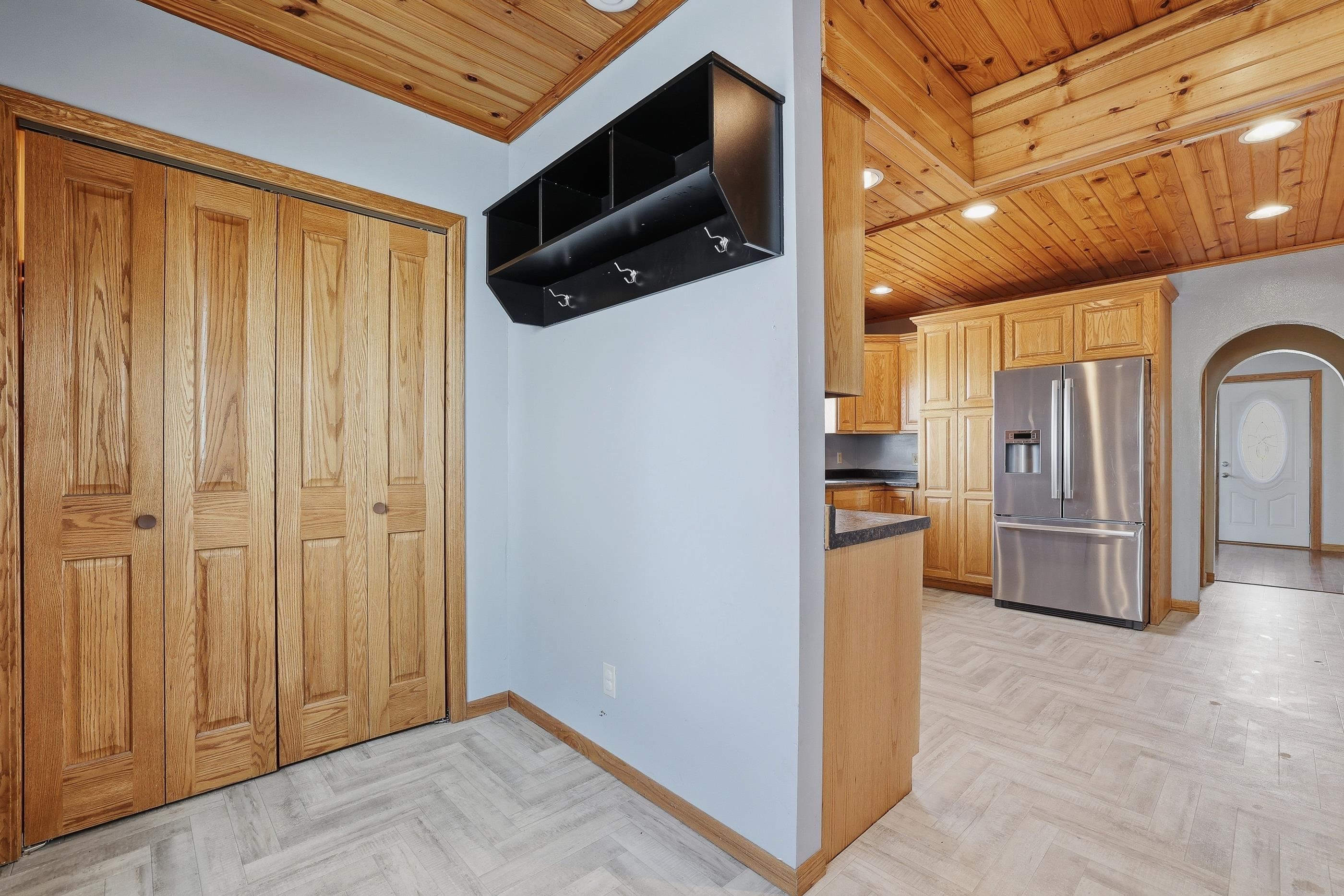 409 W DEPOT STREET, Marshfield, Wisconsin 54449, 3 Bedrooms Bedrooms, ,2 BathroomsBathrooms,Residential,For Sale,409 W DEPOT STREET,22601477