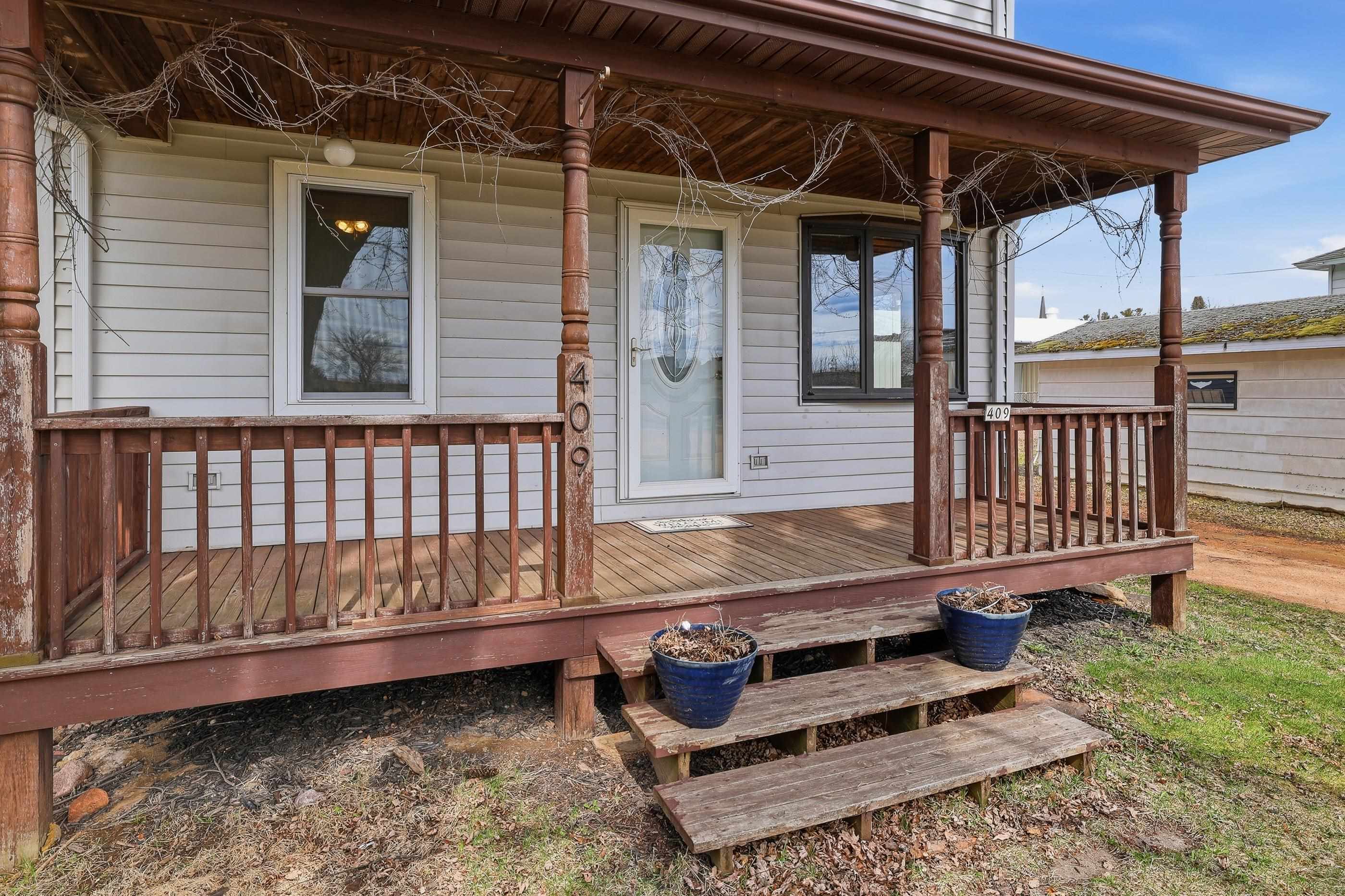 409 W DEPOT STREET, Marshfield, Wisconsin 54449, 3 Bedrooms Bedrooms, ,2 BathroomsBathrooms,Residential,For Sale,409 W DEPOT STREET,22601477