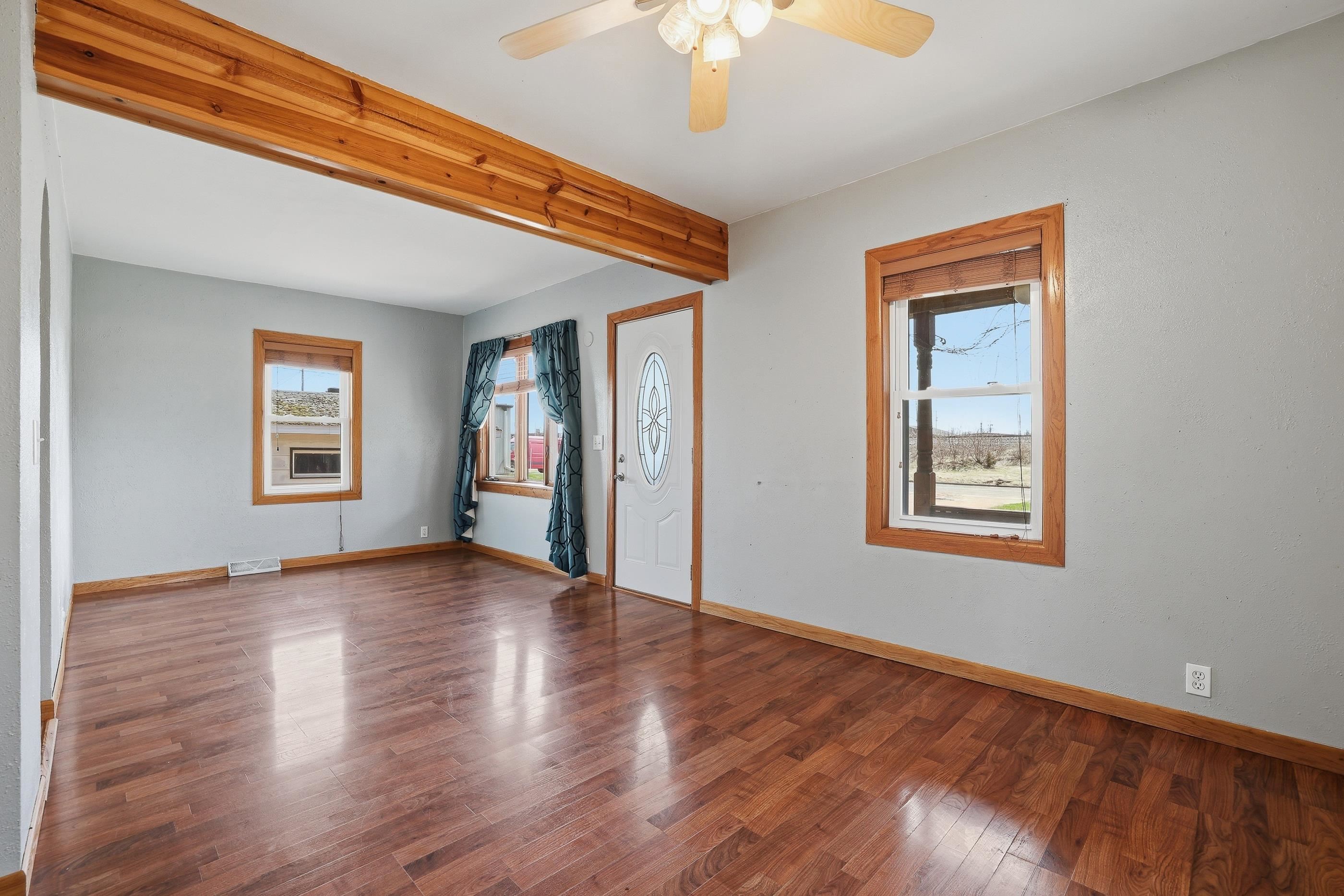 409 W DEPOT STREET, Marshfield, Wisconsin 54449, 3 Bedrooms Bedrooms, ,2 BathroomsBathrooms,Residential,For Sale,409 W DEPOT STREET,22601477