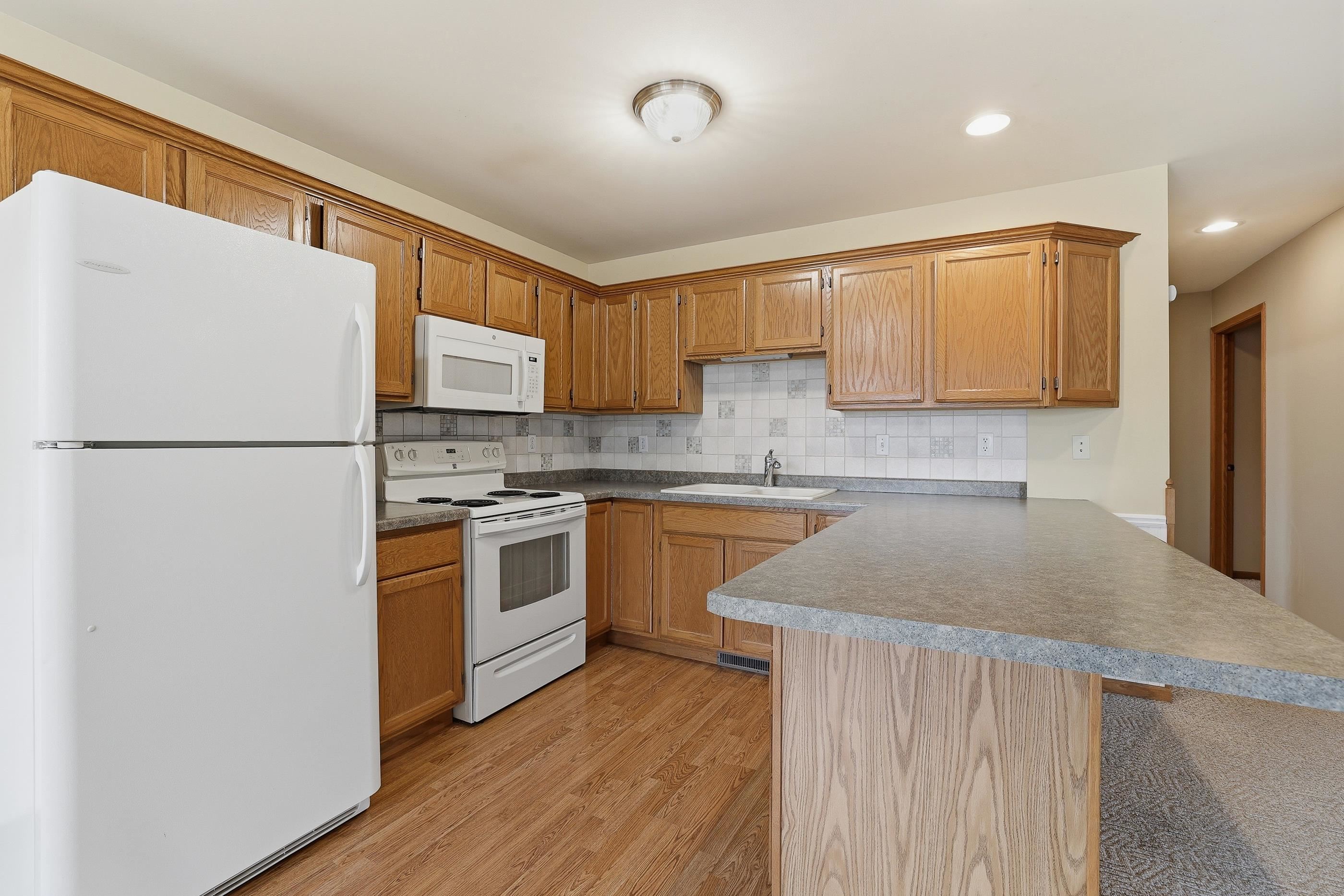 1701 SCHILLER DRIVE, Stevens Point, Wisconsin 54482, 2 Bedrooms Bedrooms, ,2 BathroomsBathrooms,Residential,For Sale,1701 SCHILLER DRIVE,22601478