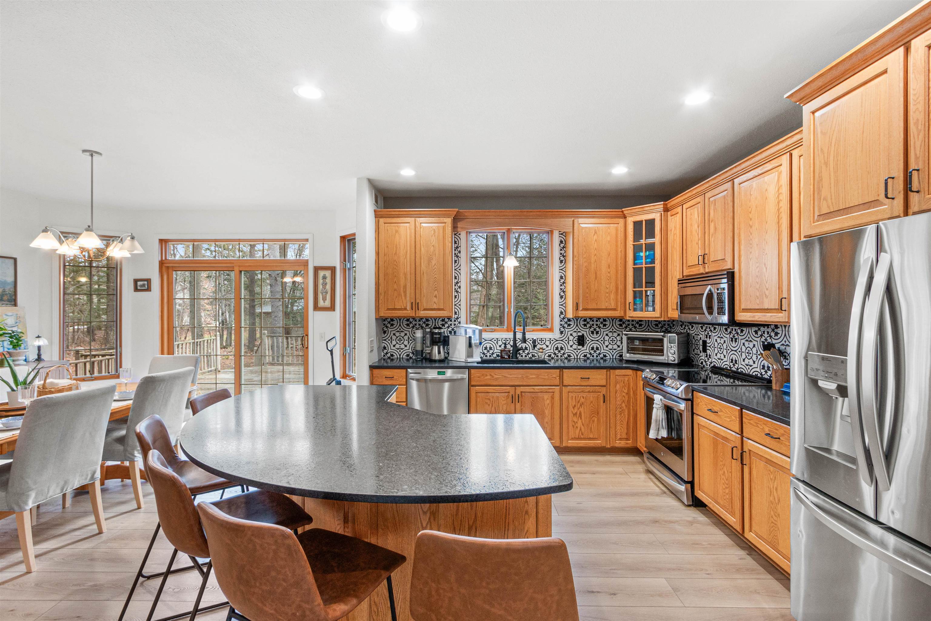 4109 OAK TERRACE, Weston, Wisconsin 54476, 4 Bedrooms Bedrooms, ,3 BathroomsBathrooms,Residential,For Sale,4109 OAK TERRACE,22601479