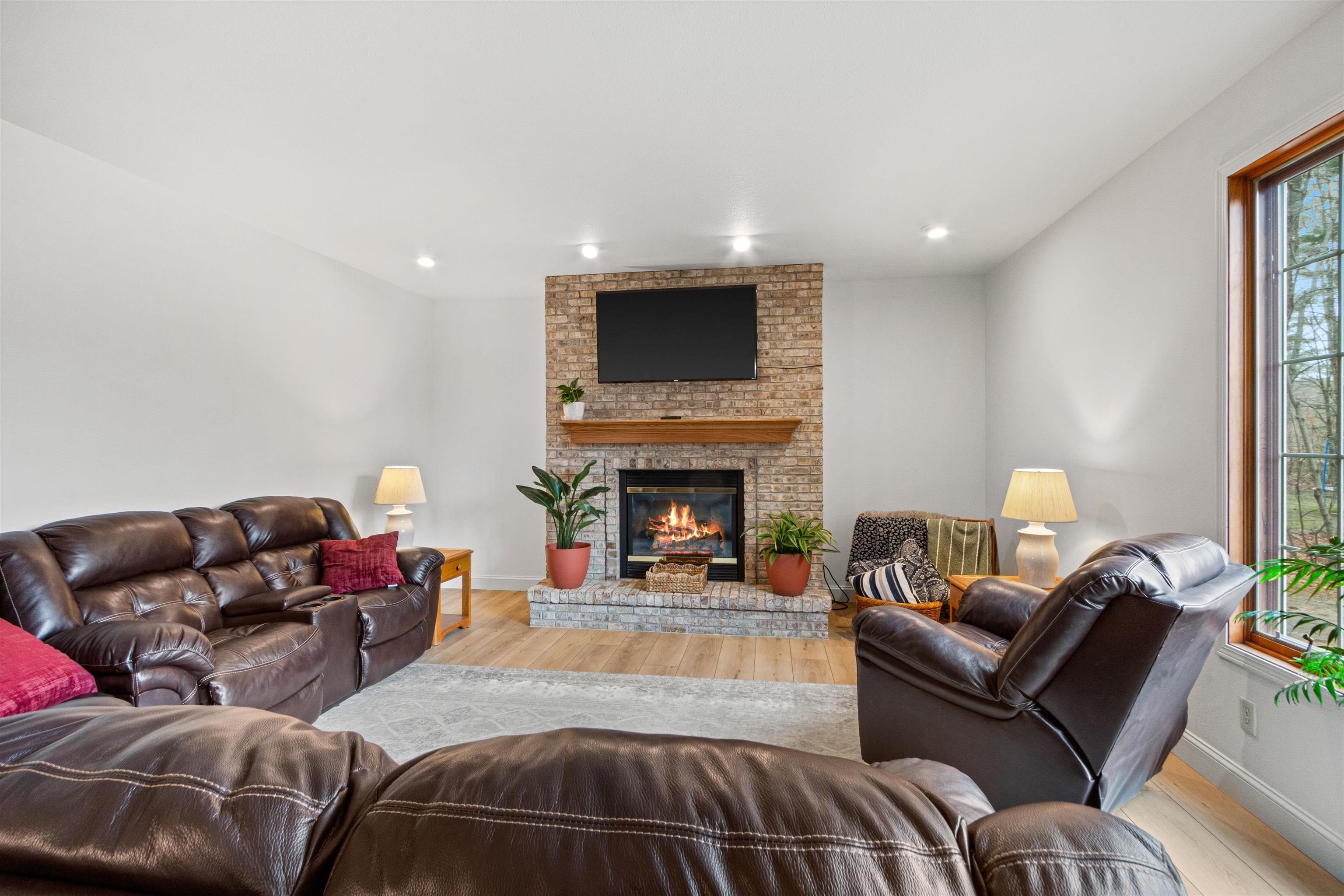 4109 OAK TERRACE, Weston, Wisconsin 54476, 4 Bedrooms Bedrooms, ,3 BathroomsBathrooms,Residential,For Sale,4109 OAK TERRACE,22601479