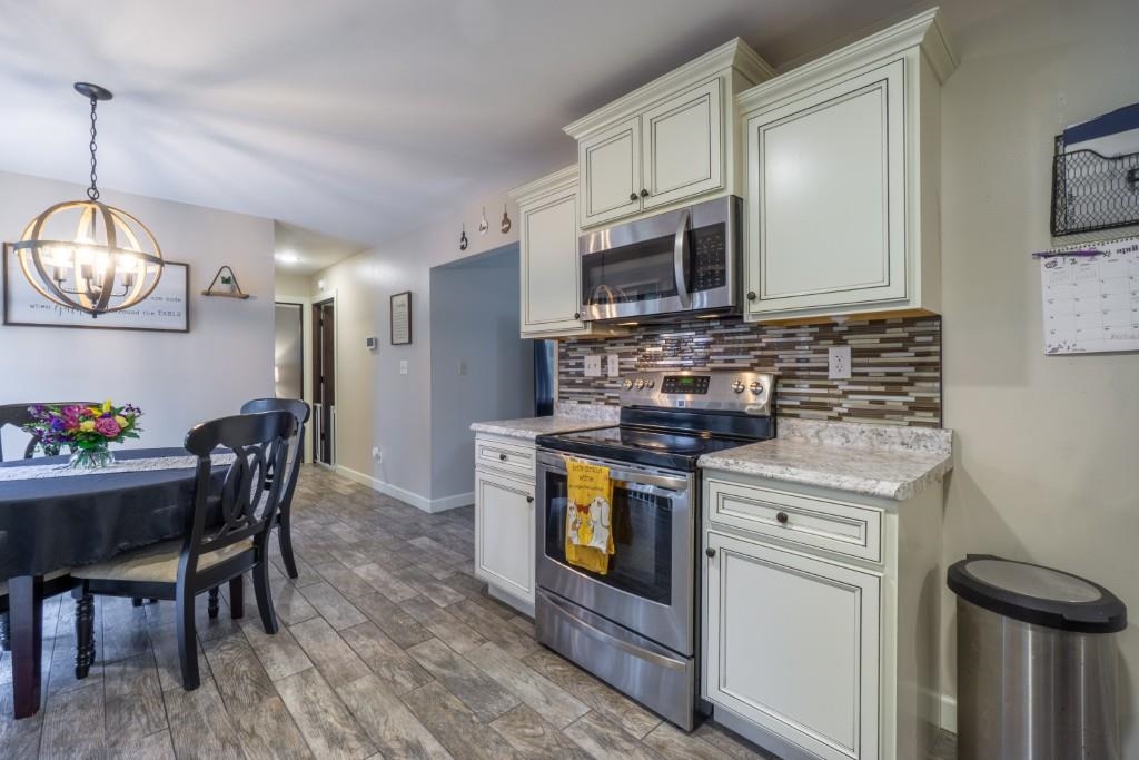 2407 RYANWOOD AVENUE, Schofield, Wisconsin 54476, 3 Bedrooms Bedrooms, ,2 BathroomsBathrooms,Residential,For Sale,2407 RYANWOOD AVENUE,22601481