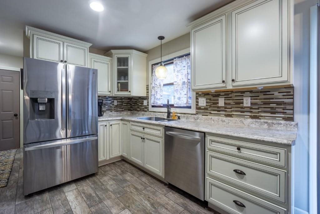 2407 RYANWOOD AVENUE, Schofield, Wisconsin 54476, 3 Bedrooms Bedrooms, ,2 BathroomsBathrooms,Residential,For Sale,2407 RYANWOOD AVENUE,22601481