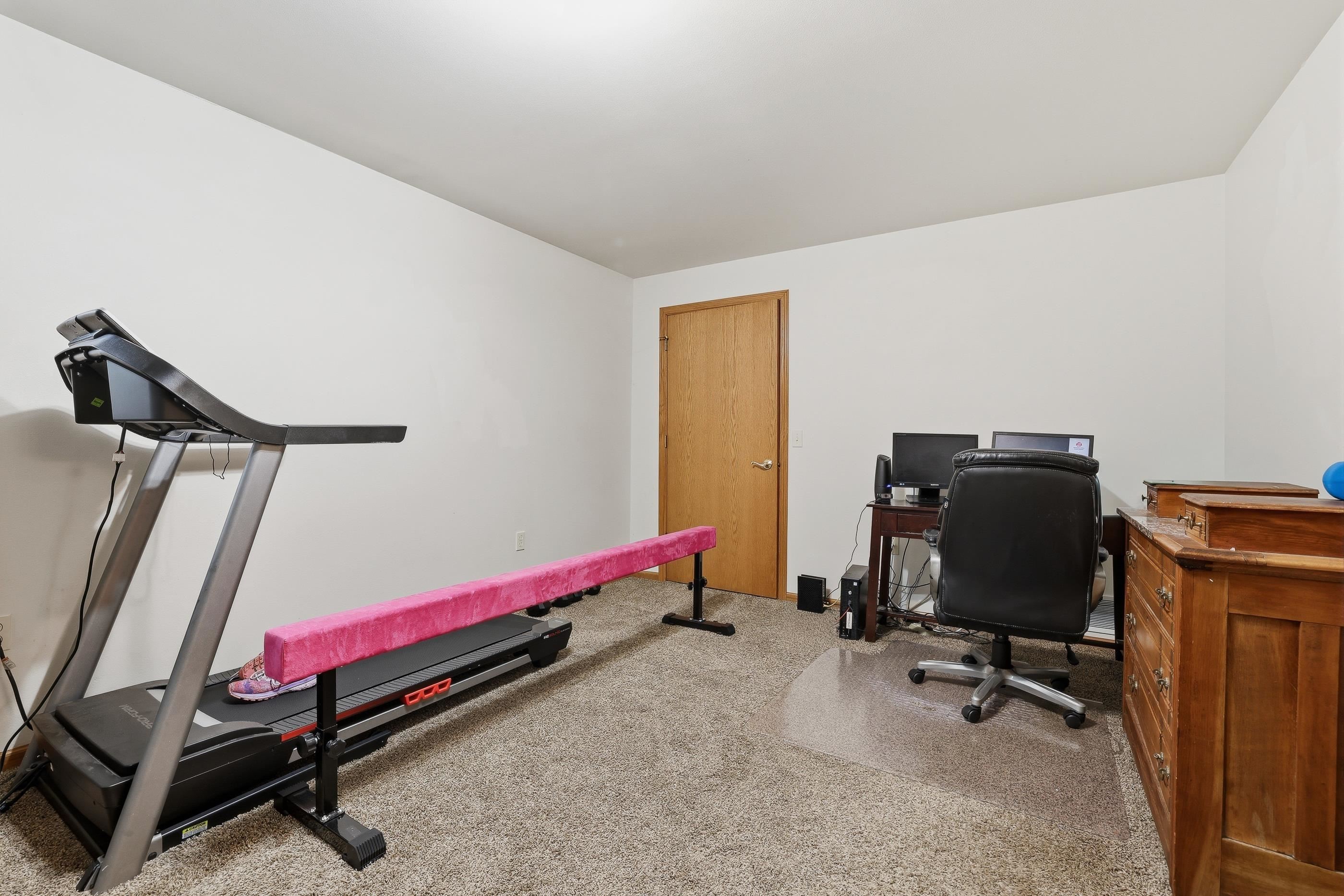 300 WHITE OAK AVENUE, Plover, Wisconsin 54467, 3 Bedrooms Bedrooms, ,2 BathroomsBathrooms,Residential,For Sale,300 WHITE OAK AVENUE,22601482